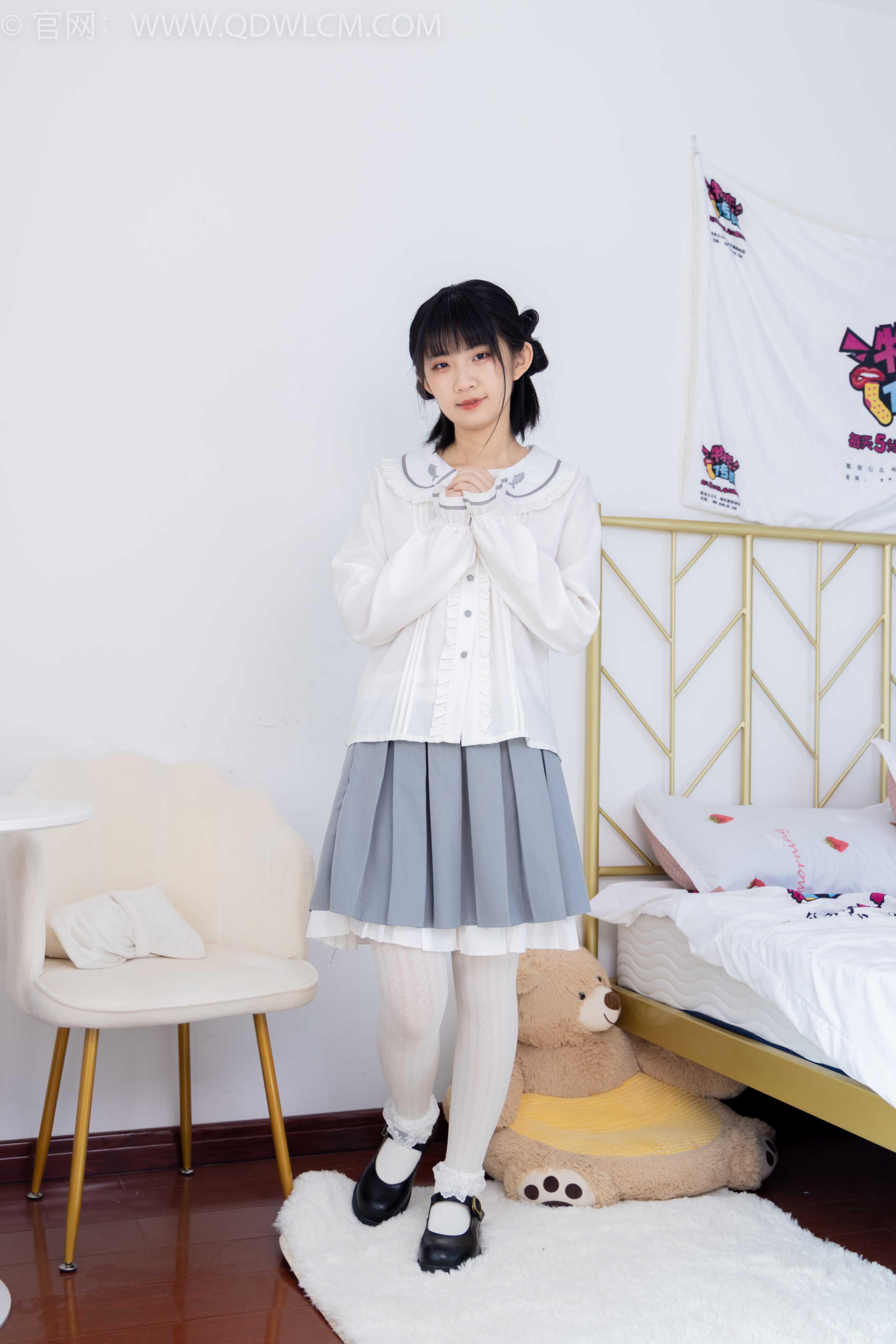 物恋传媒 NO.1528 暗月-夏日葡萄 [150P+1V／3.25GB]