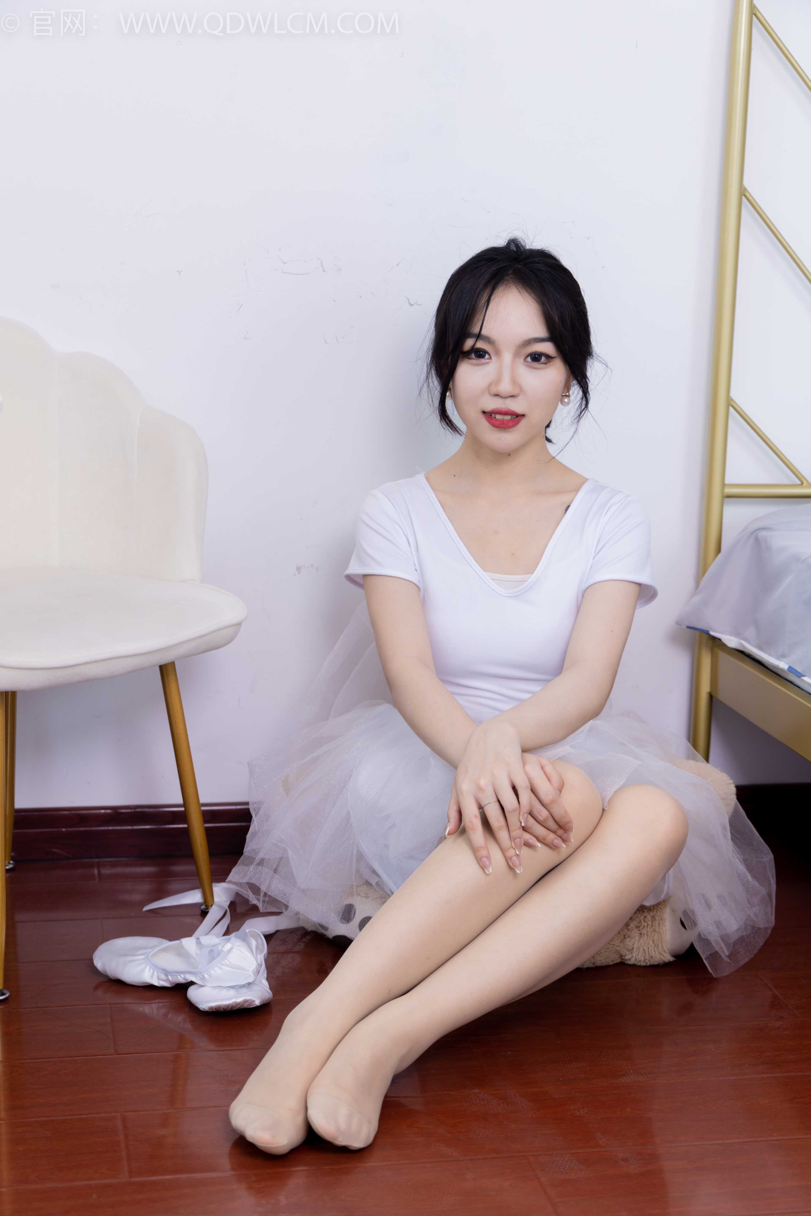 物恋传媒 NO.1588 莎莎-芭蕾小天鹅 [160P-1V-4.26G]