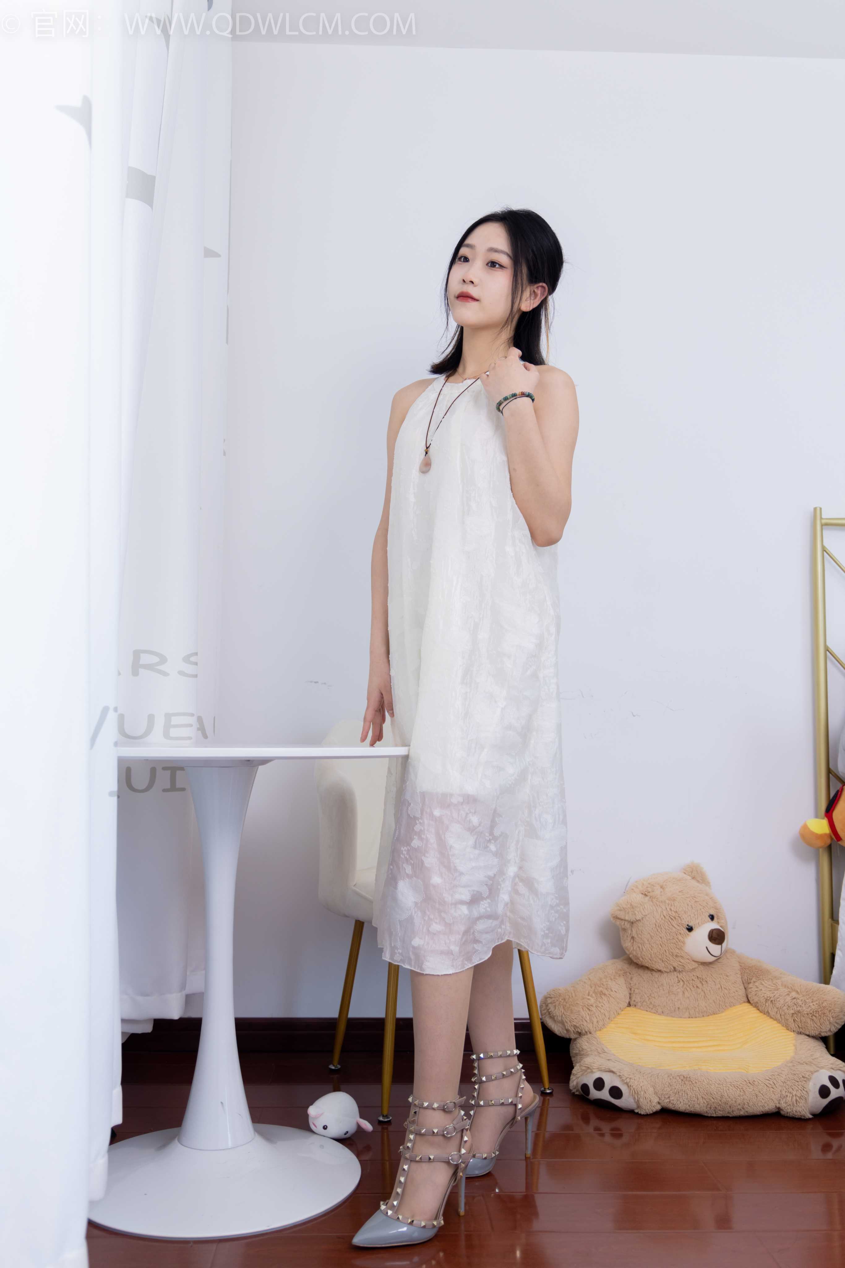 物恋传媒 NO.1615 桃桃-古香古色 [159P-1V-3.74G]