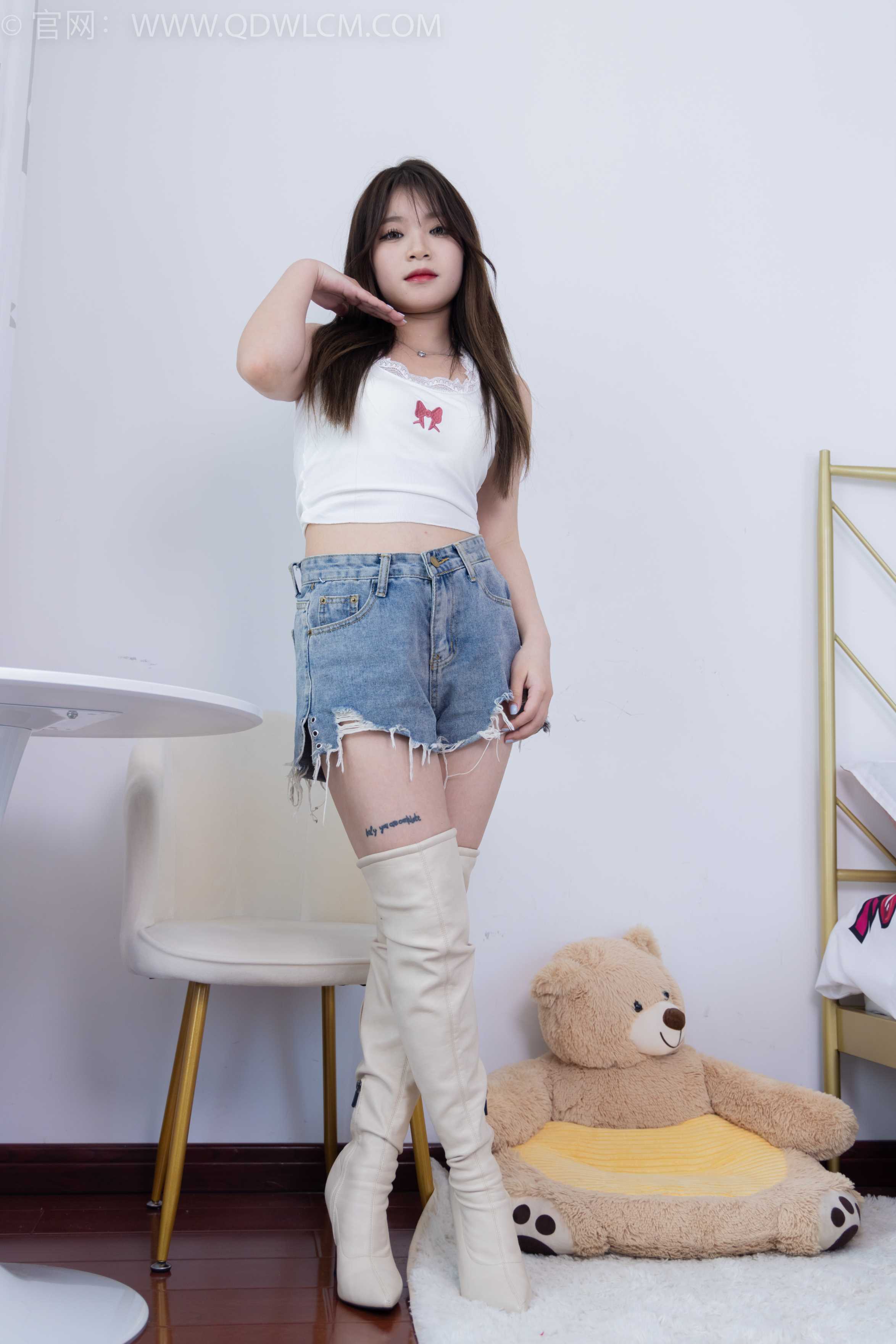 物恋传媒 NO.1631 闪闪-崭新的一天 [176P-1V-4.31G]