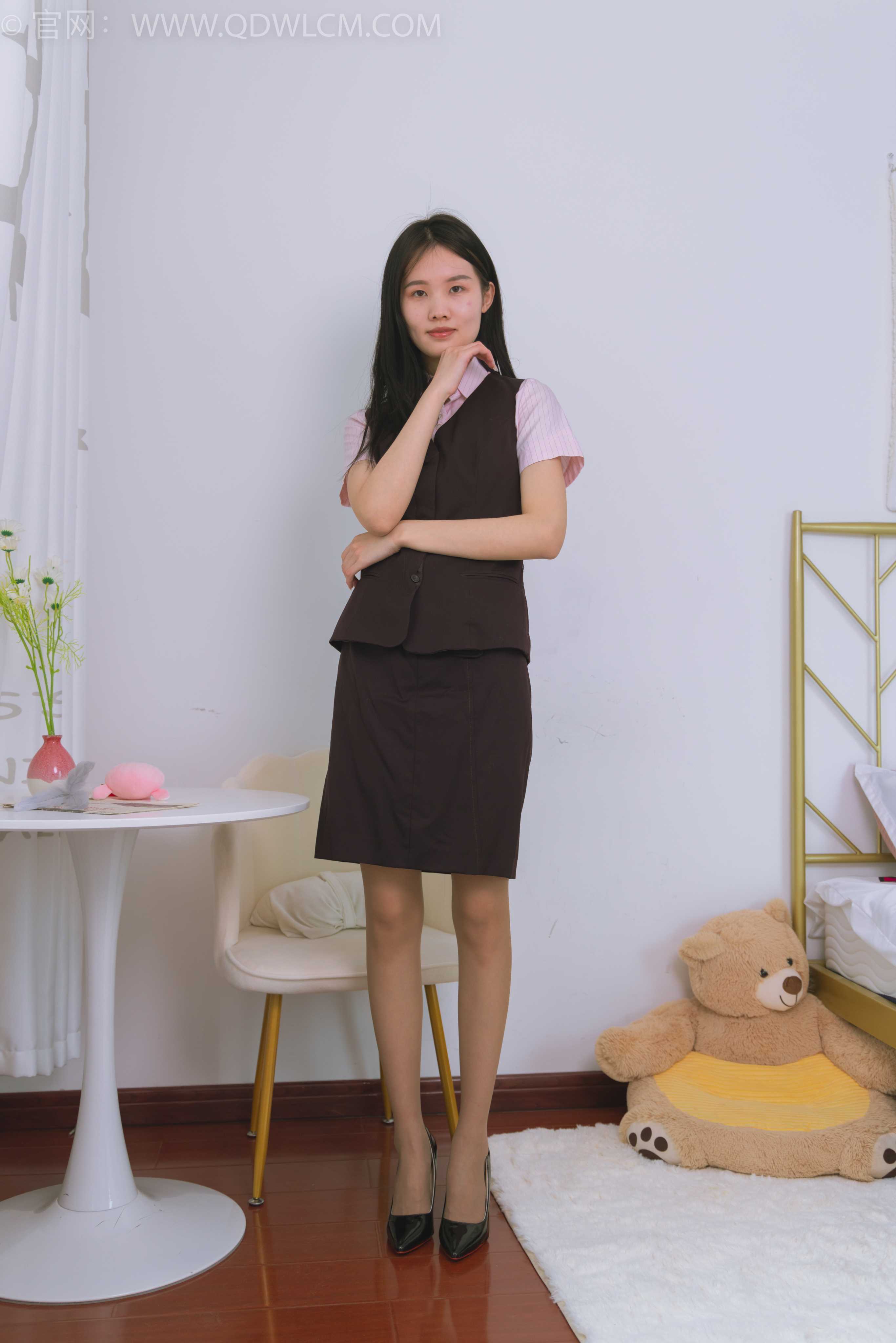 物恋传媒 NO.1653 颜颜-不同的夏天 [150P-1V-3.64G]
