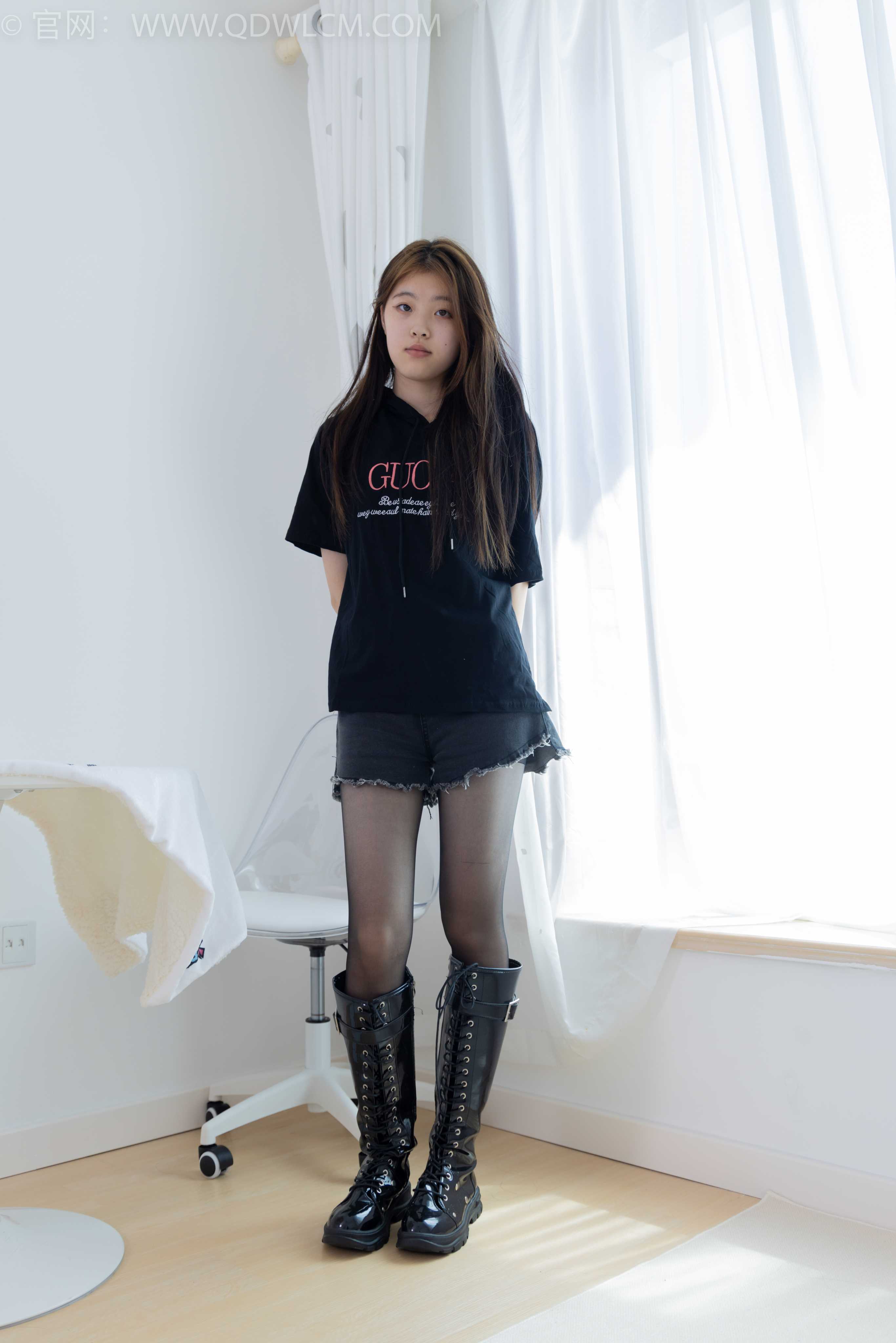 物恋传媒 NO.1668 小谨-逆流而上 [155P-1V-3.55G]