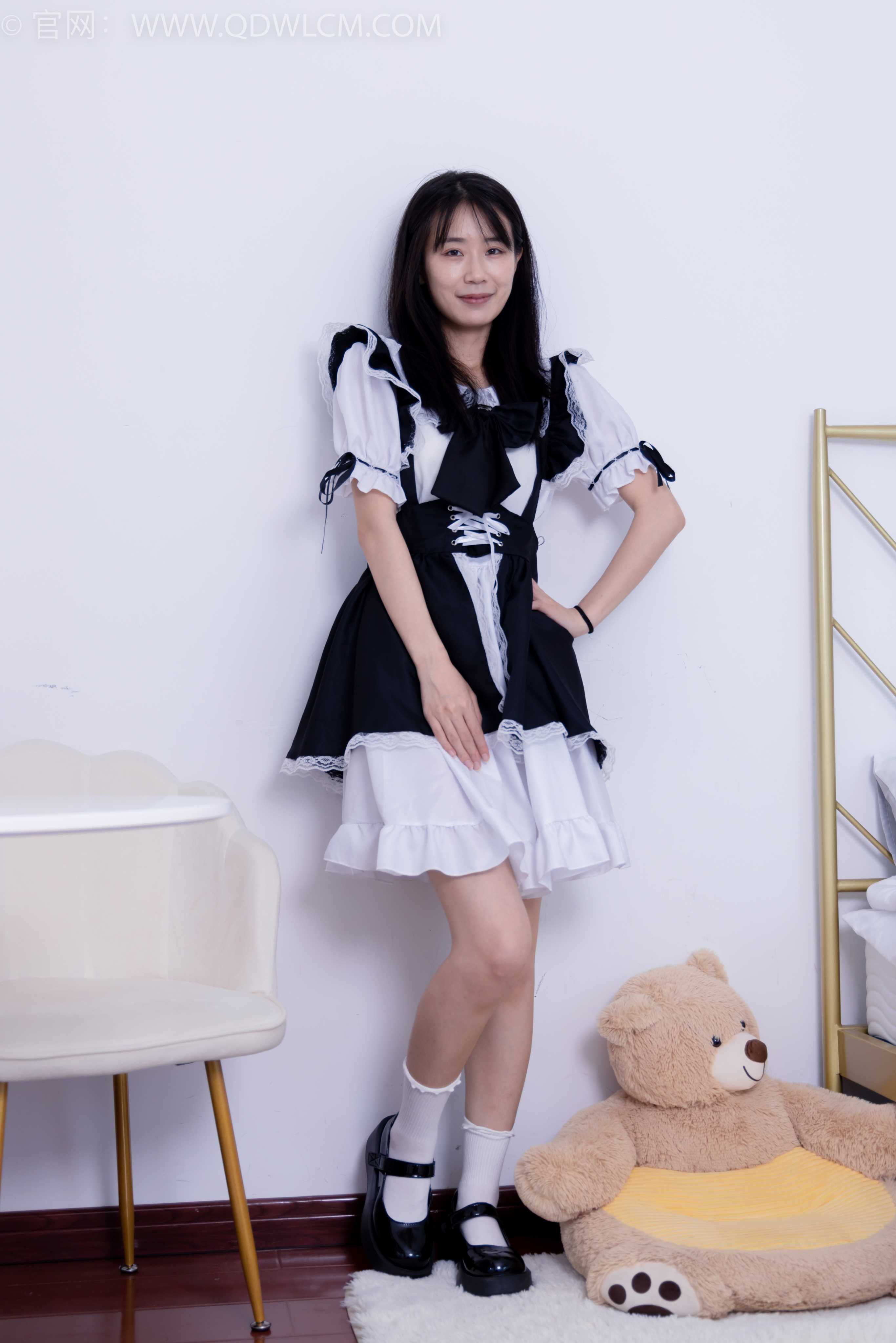 物恋传媒 NO.1674 菜菜-春夏秋冬 [220P-1V-4.77G]