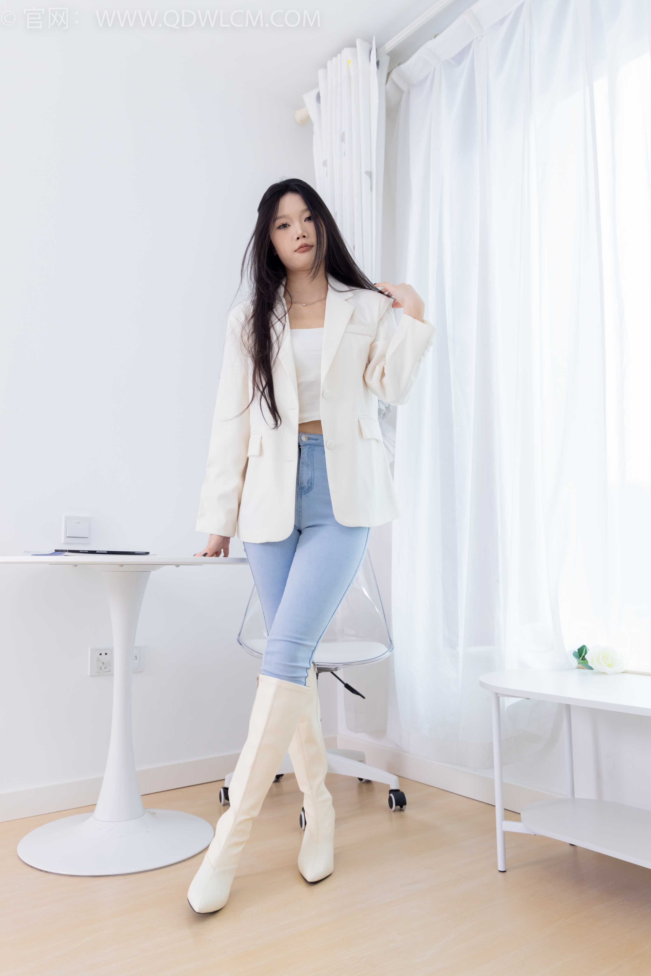 物恋传媒 NO.1829 小竹-粉红花海 [170P-1V-3.73G]