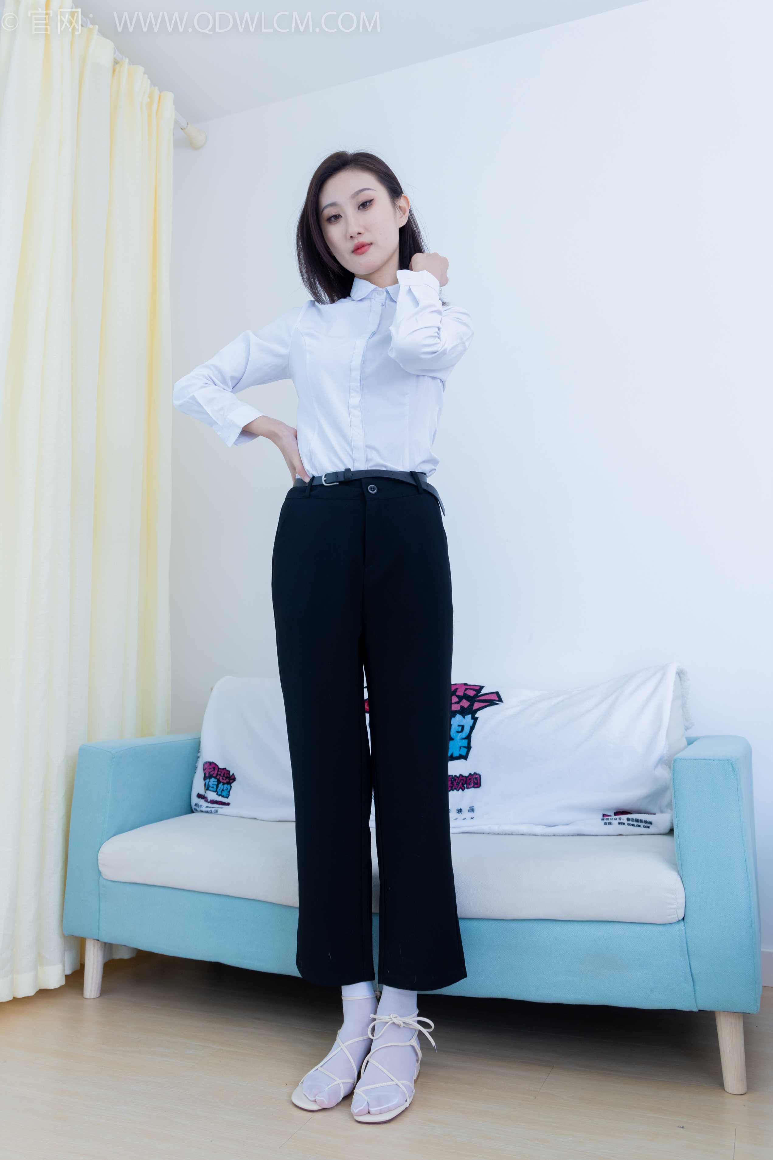 物恋传媒 NO.1846 雏菊-风吹麦浪（盲盒1） [180P-1V-4.37G]