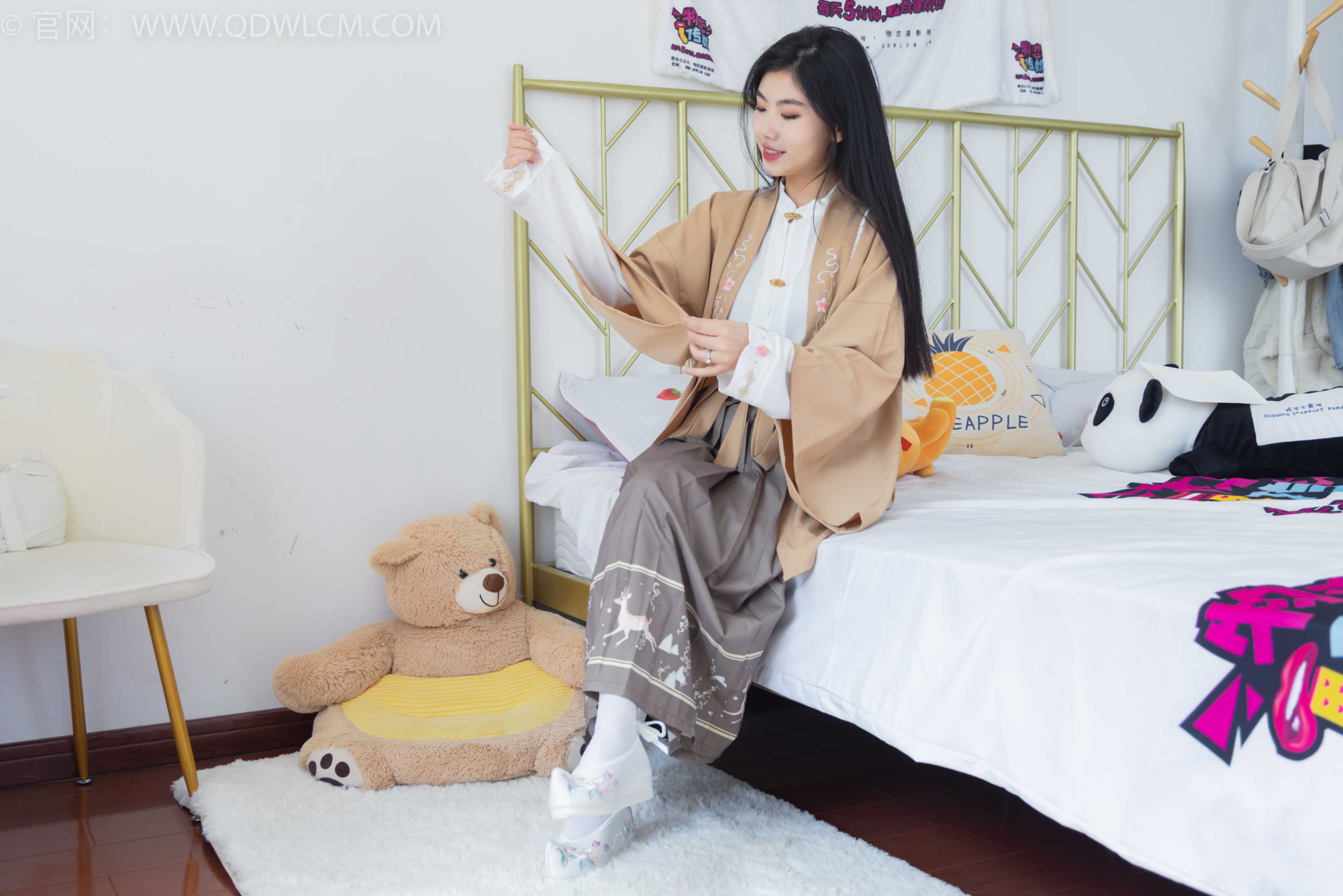 物恋传媒 NO.1849 米米-小家碧玉（盲盒4） [150P-1V-2.64G]