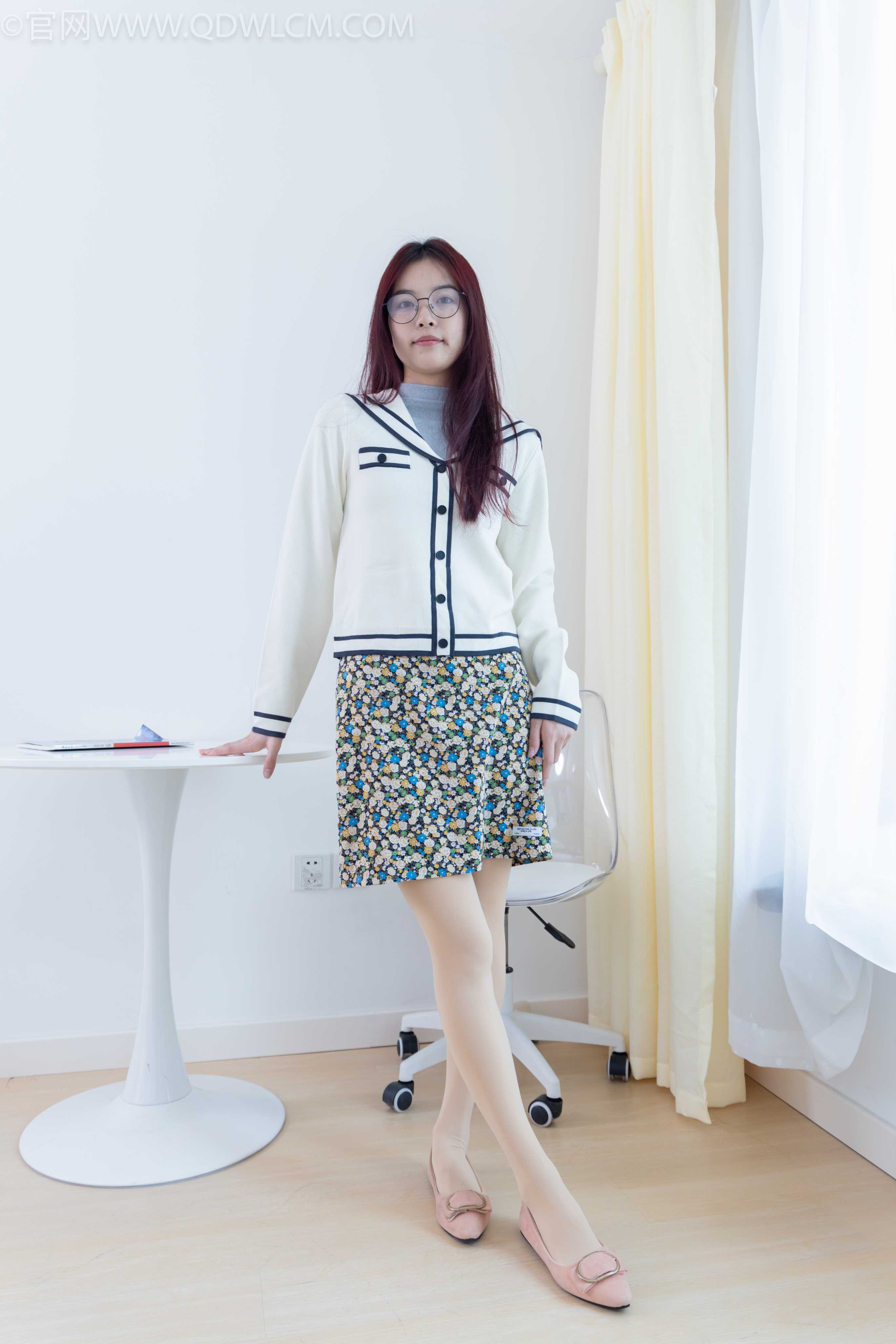 物恋传媒 NO.1931 茯苓-春日花朵 [156P-1V-4.23G]