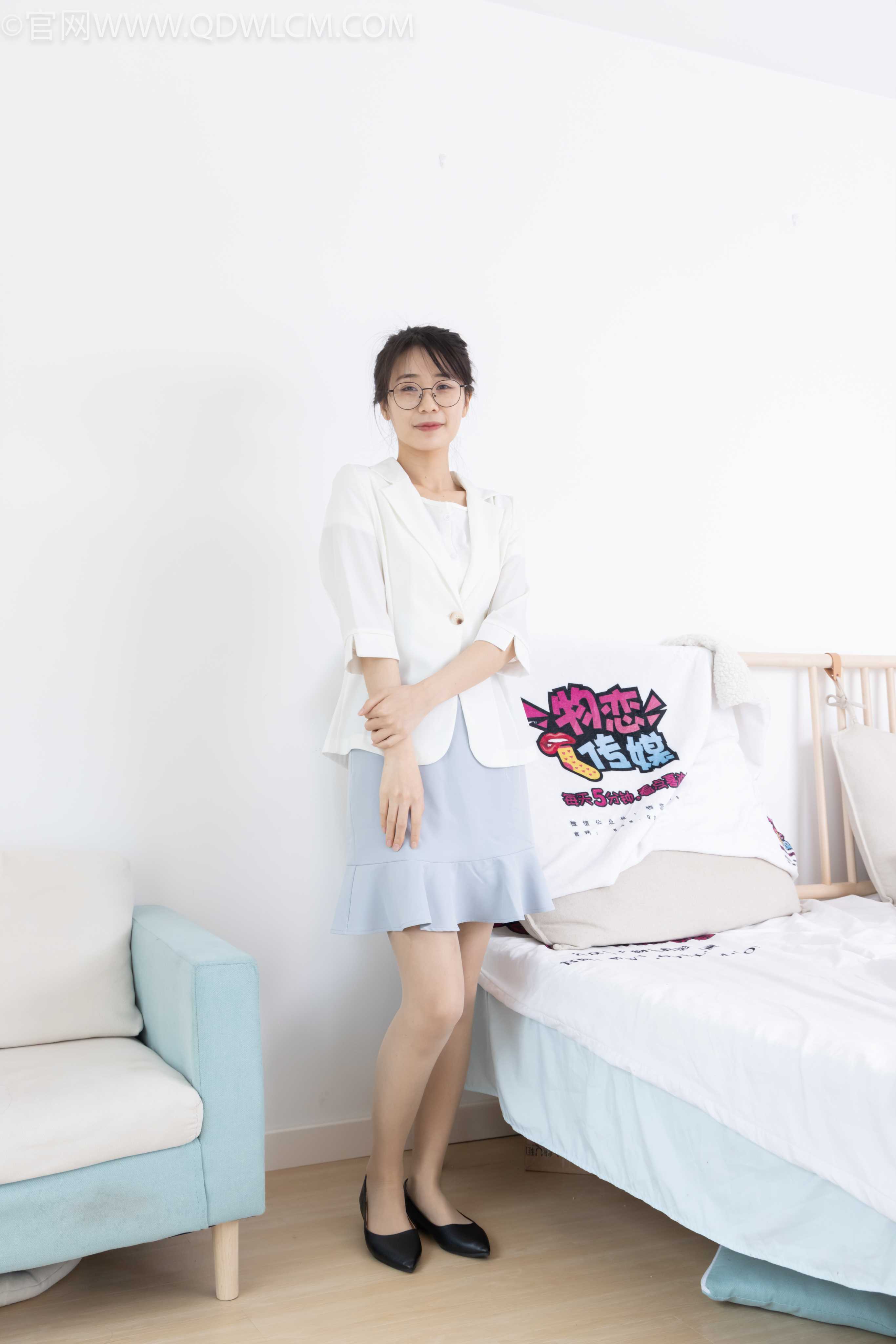 物恋传媒 NO.1994 菜菜-一轮明月 [170P-1V-4.4G]