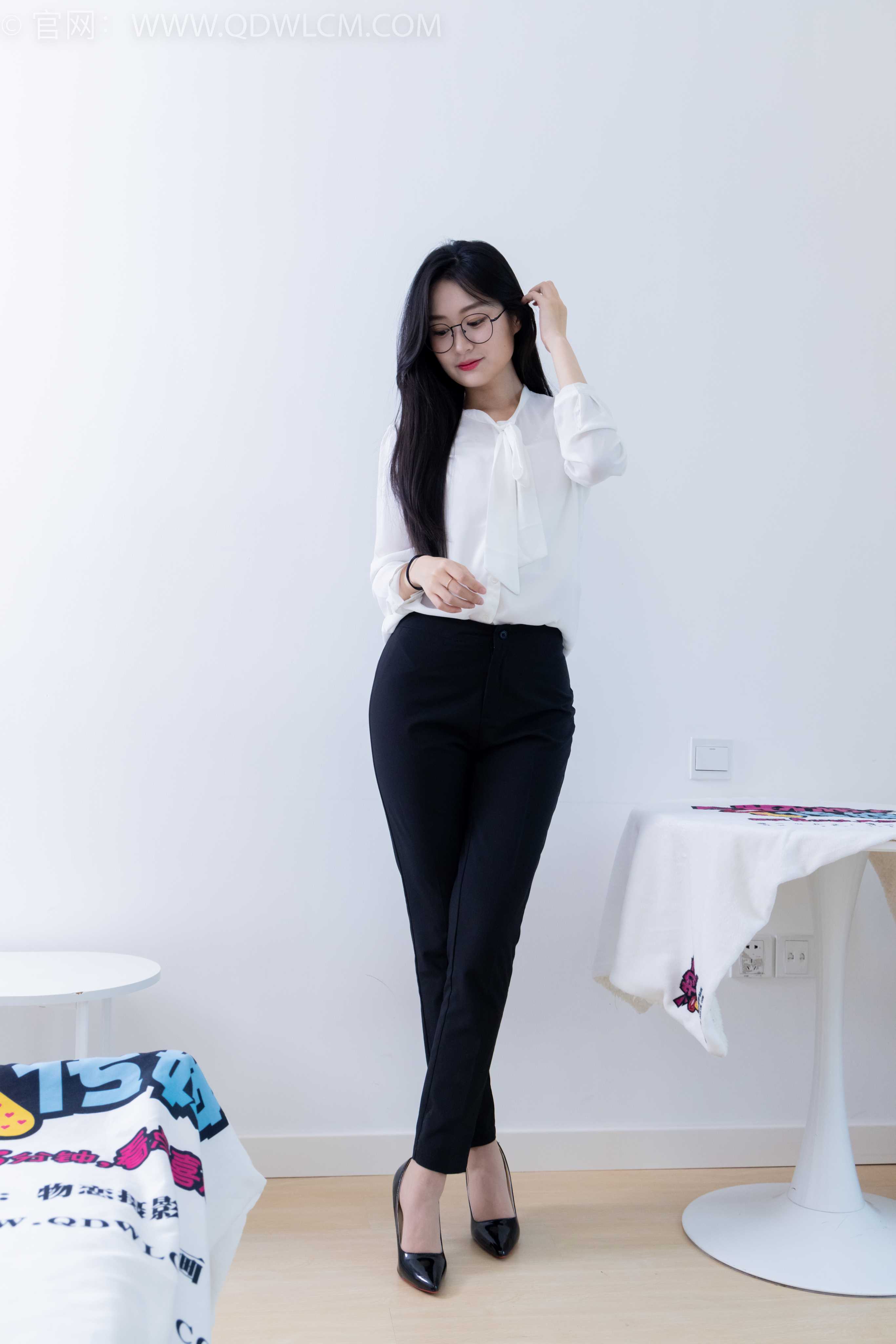 物恋传媒 NO.2022 小敏-心被雾深陷 [200P-1V-5.95G]