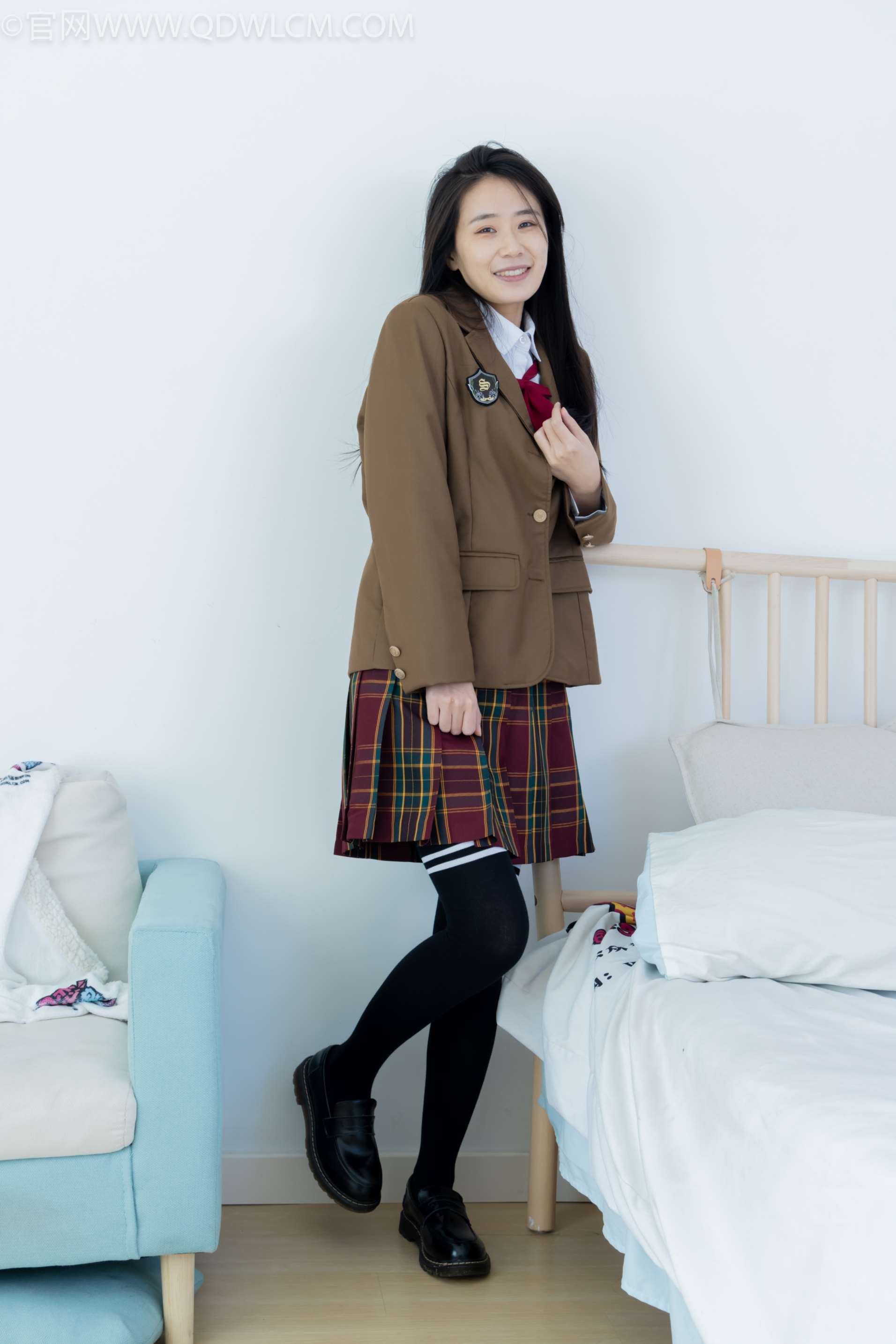 物恋传媒 NO.2188 菜菜-北方的冬天 [154P1V-3.81GB]