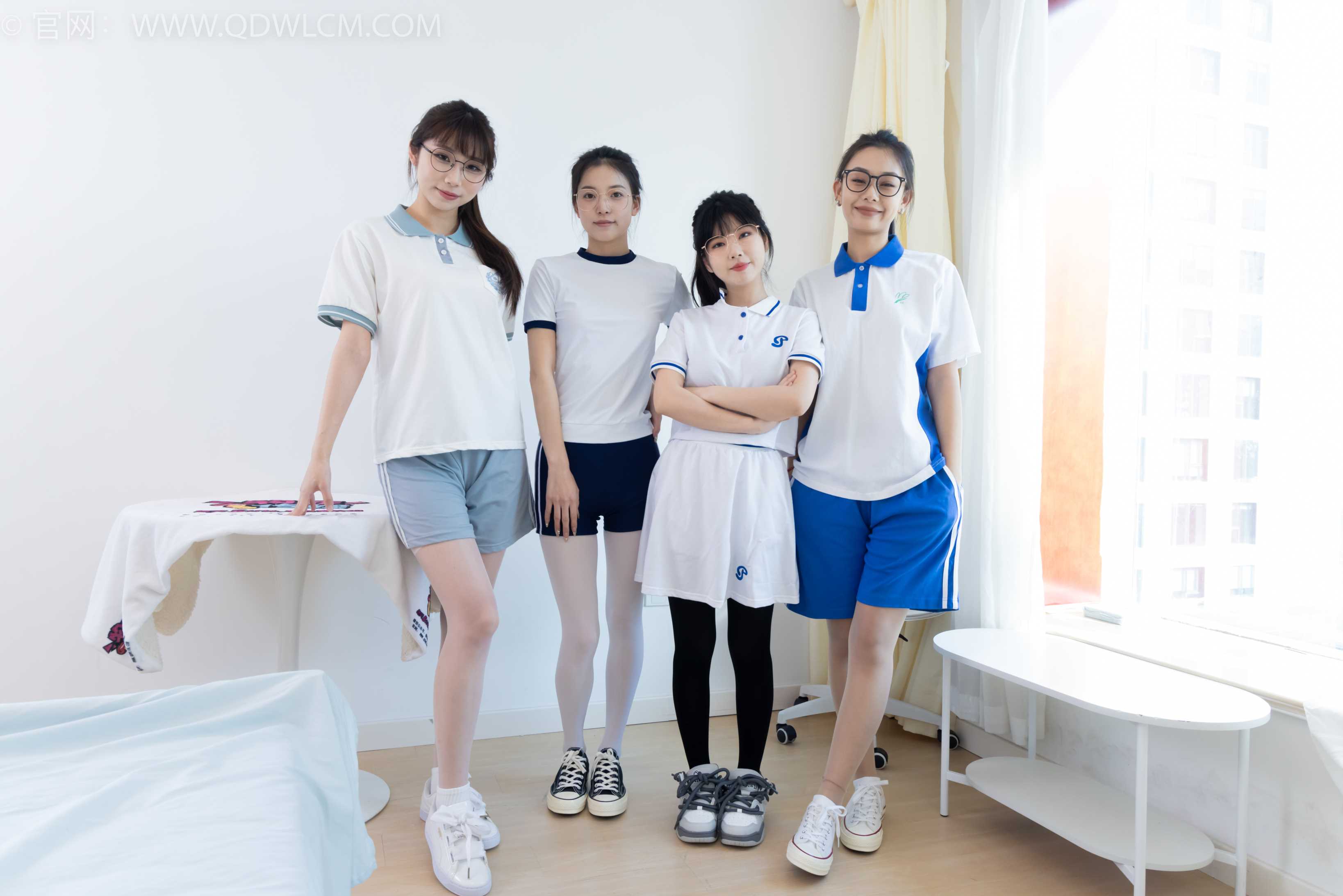 物恋传媒 NO.2243 茯苓&岚岚&泡泡&米米-新春快乐[190P-1V-6.07G]
