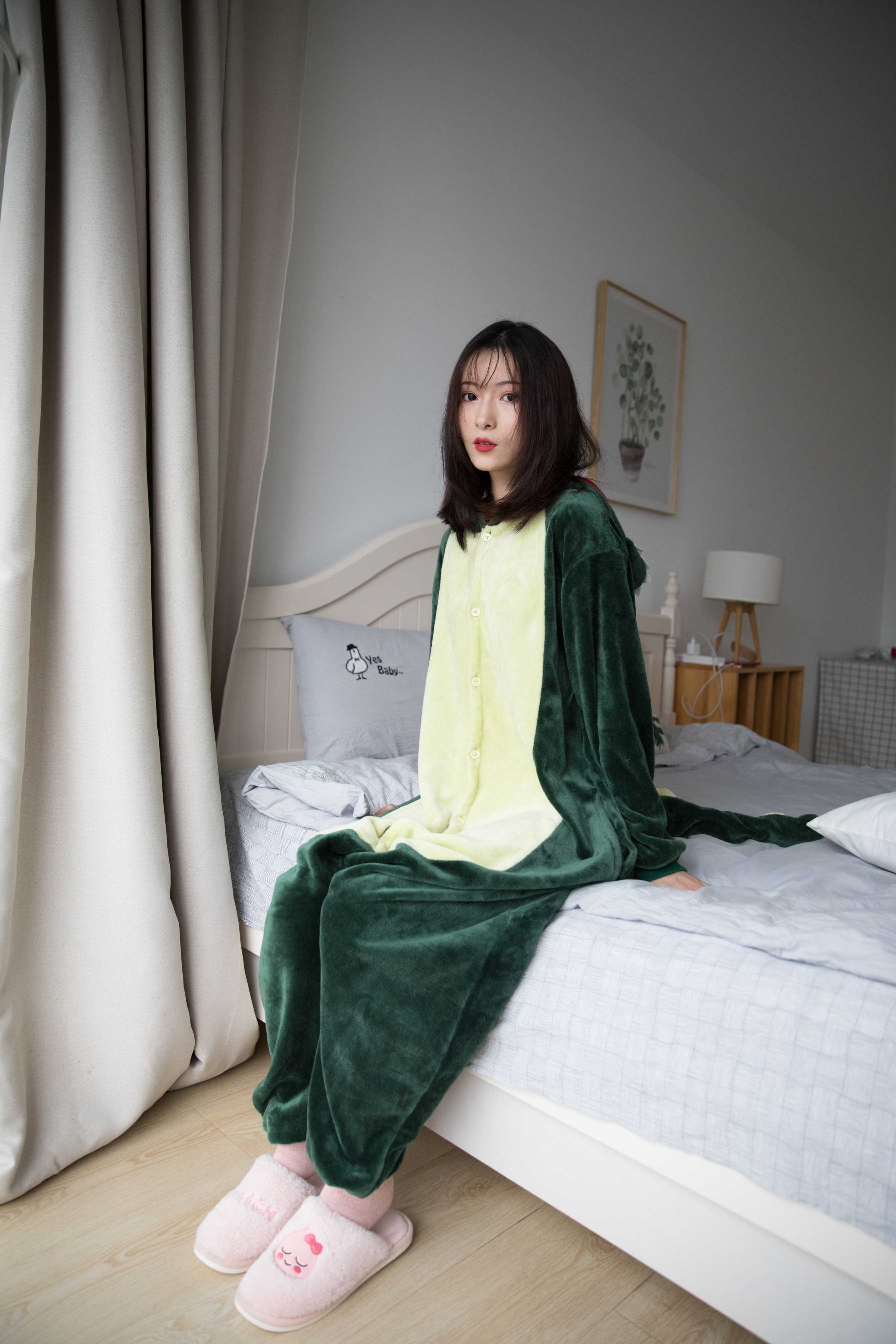 物恋传媒 No.349 猫耳-你看起来很好吃 [187P+1V4.45G]