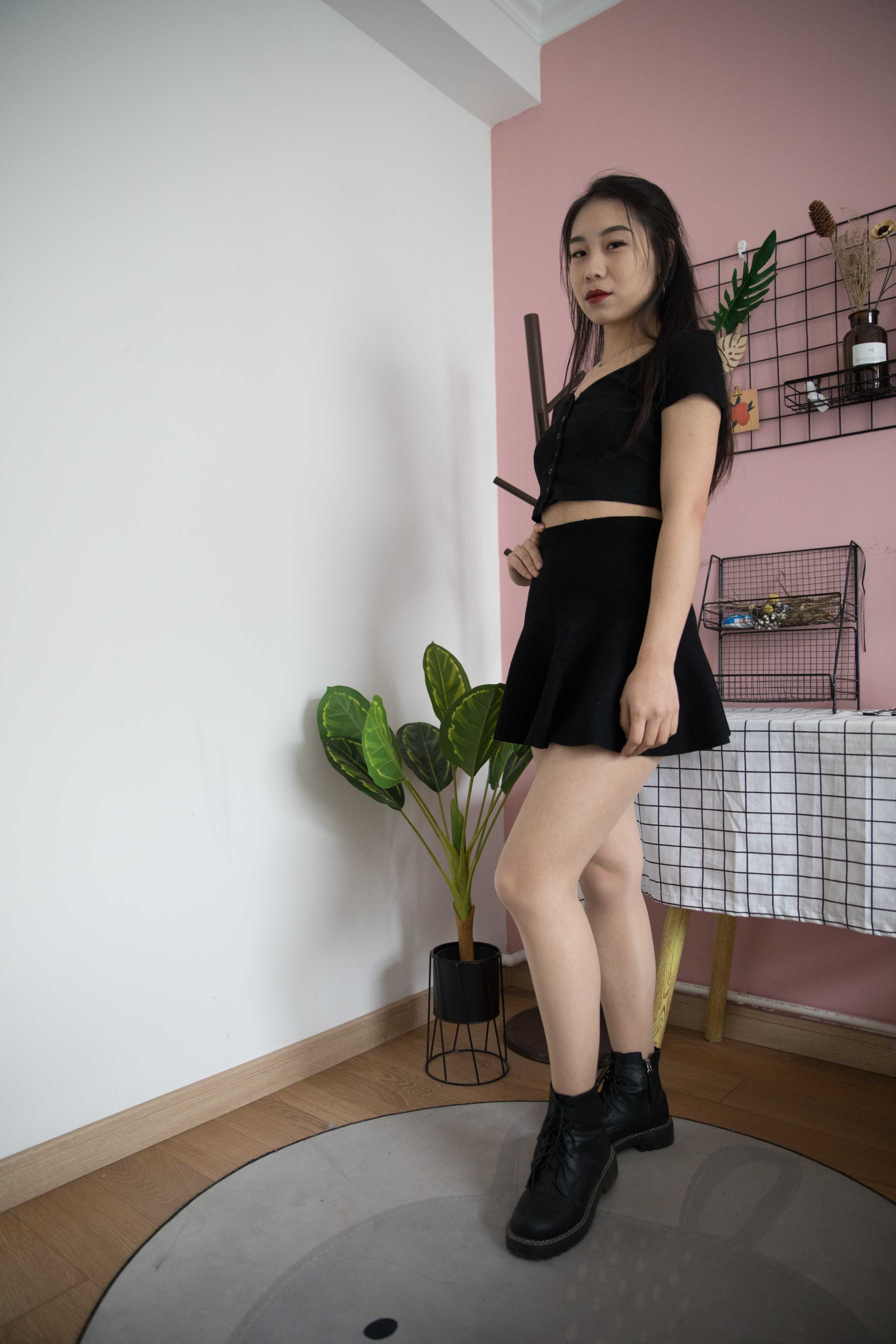 物恋传媒 No.351 璐璐-H丁香 [168P+1V4.67G]