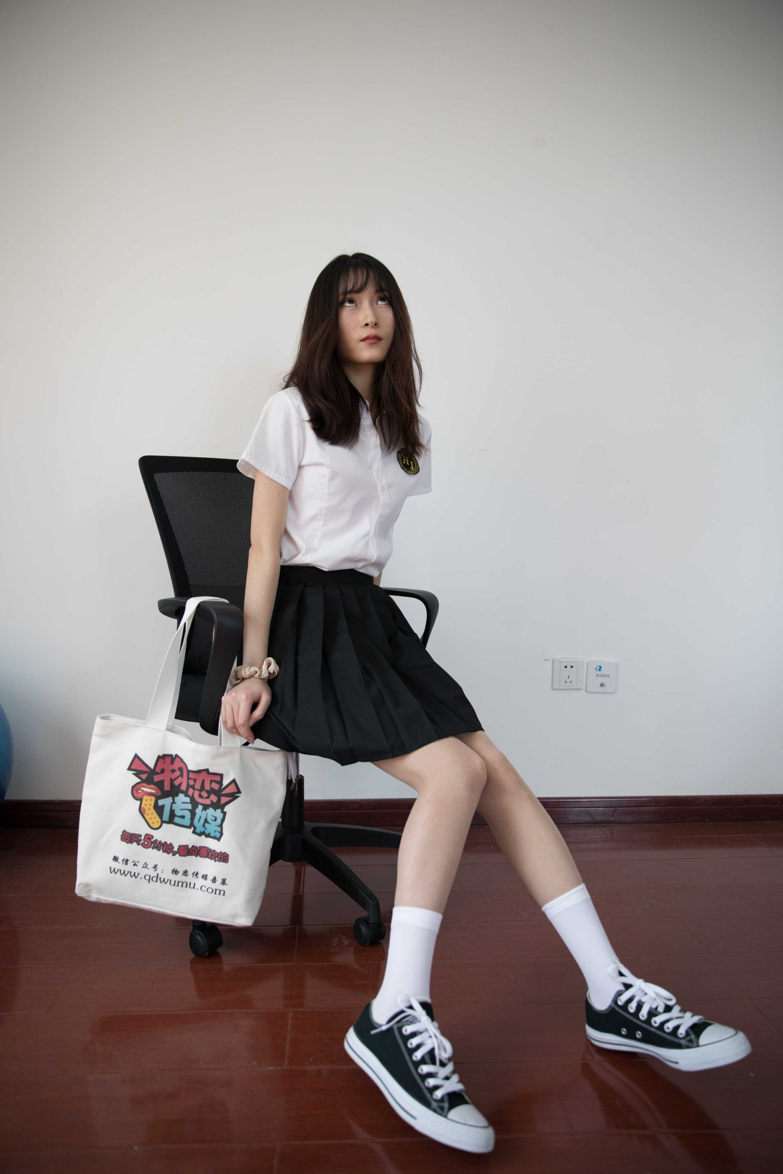 物恋传媒 No.371 猫耳-百褶裙的花瓣 [206P+1V6.34G]
