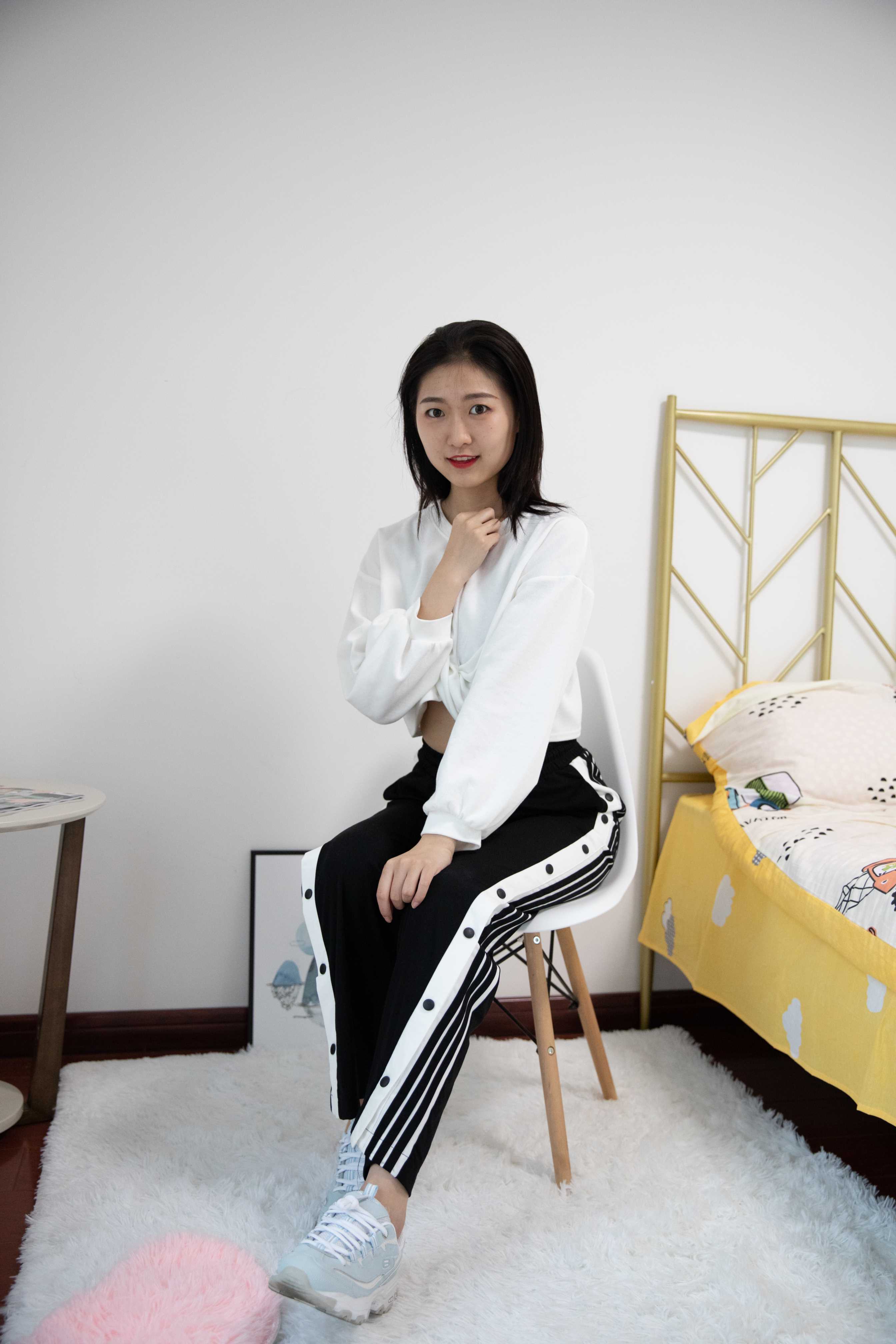 物恋传媒 No.417 珊珊-萌新娃娃脸 [147P+1V5.51G]