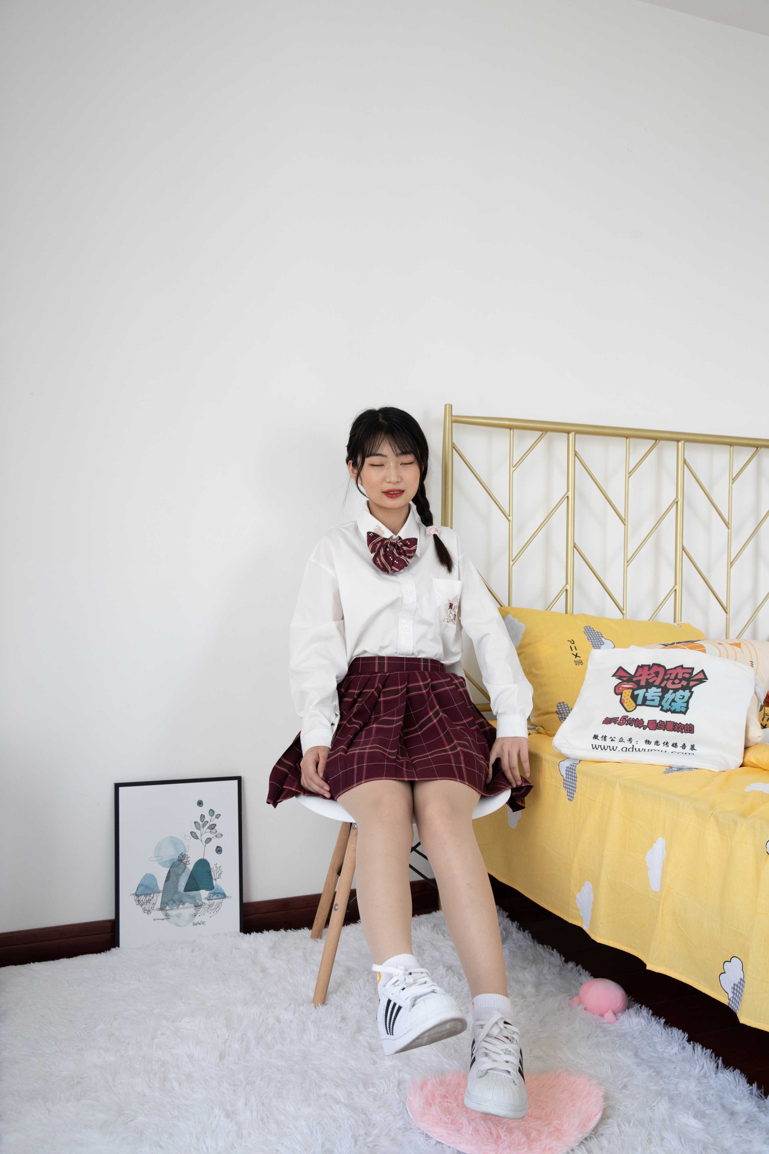 物恋传媒 No.468 小凌-青春如梦 [142P+1V3.87G]