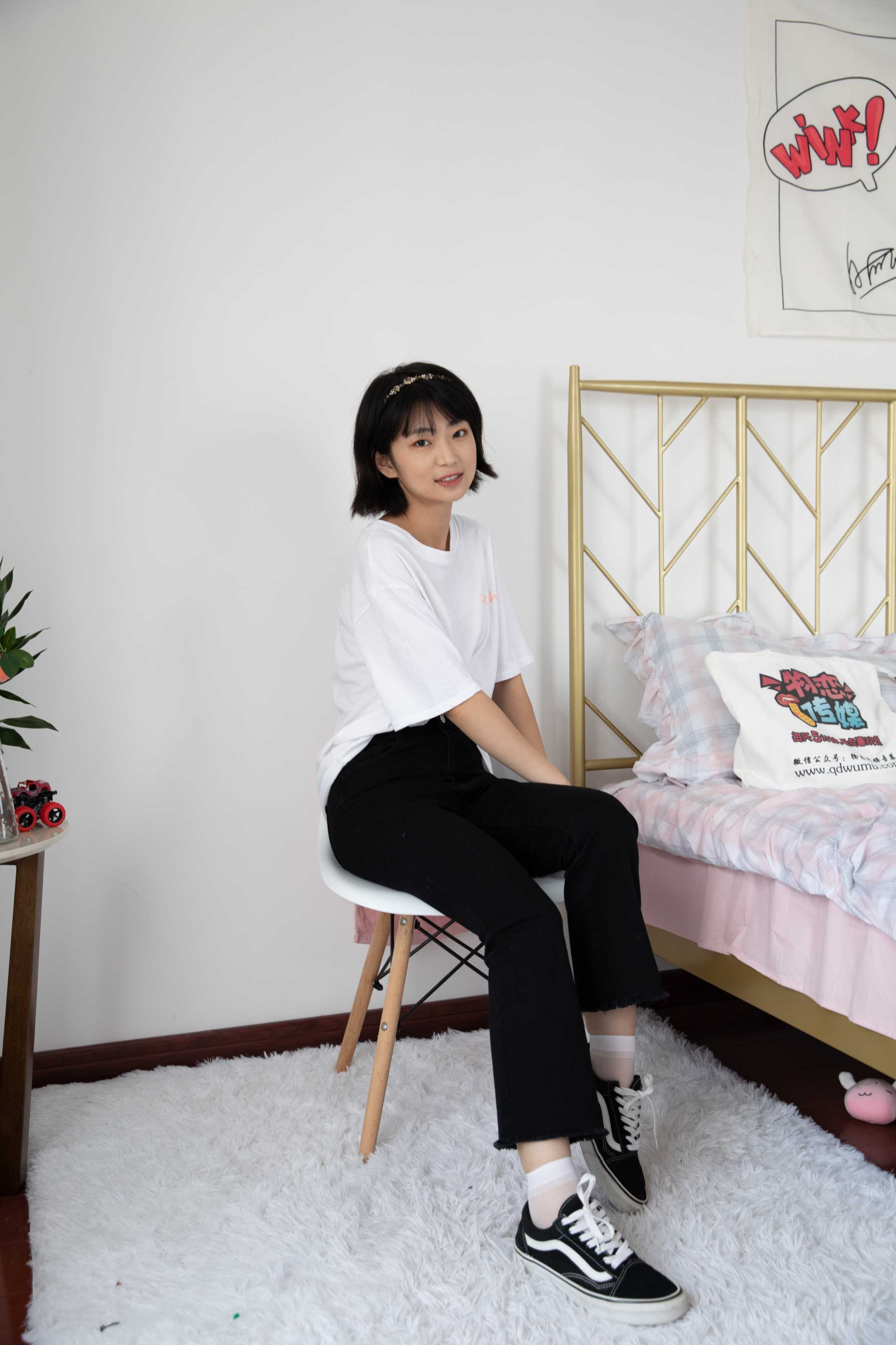 物恋传媒 No.504 小凌-时光深处 [160P+1V3.7G]