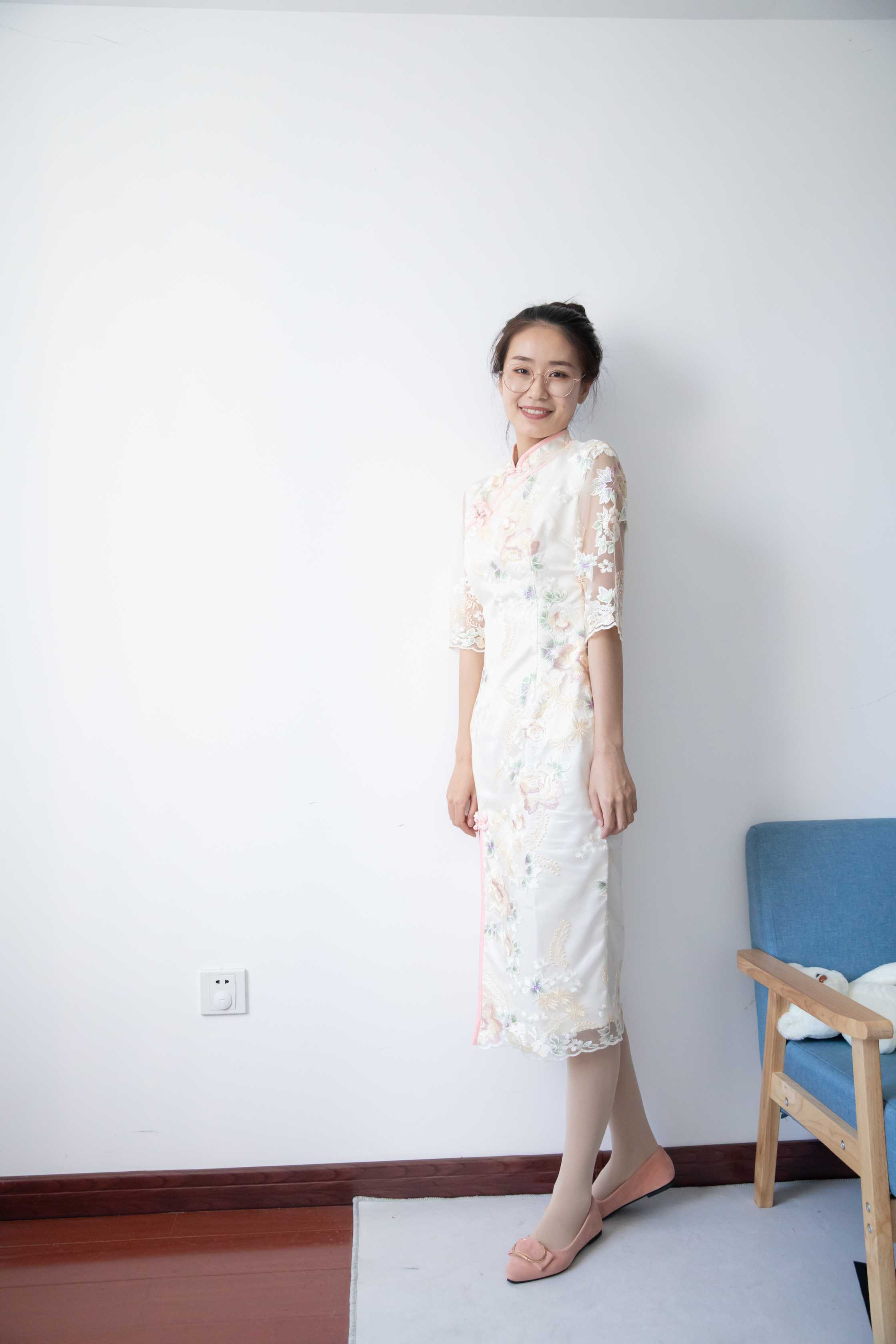 物恋传媒 NO.931 菜菜-微风与诗声 [154P+1V／4.40GB]