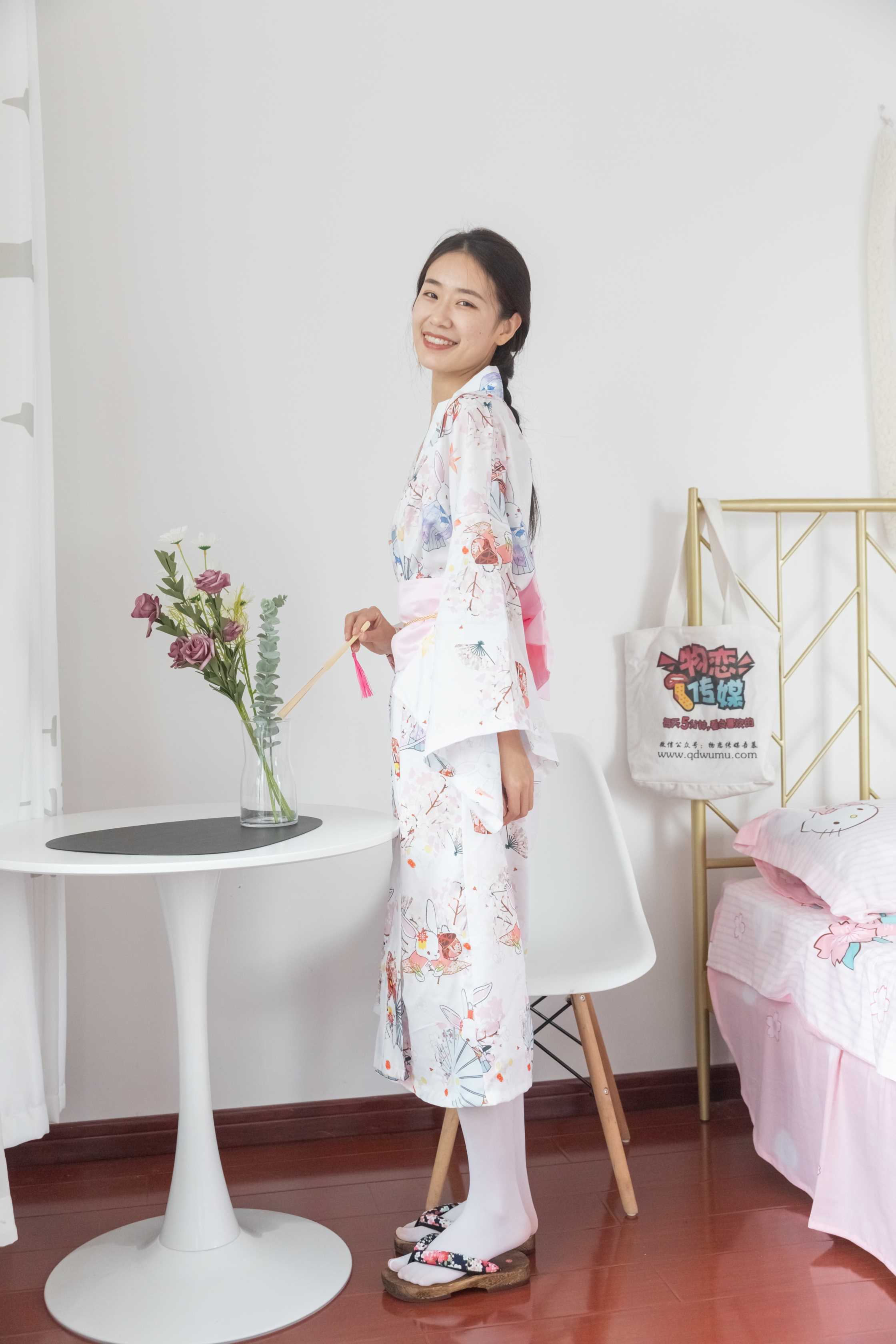 物恋传媒 NO.951期 菜菜-樱花公主 [135P+1V／2.98GB]