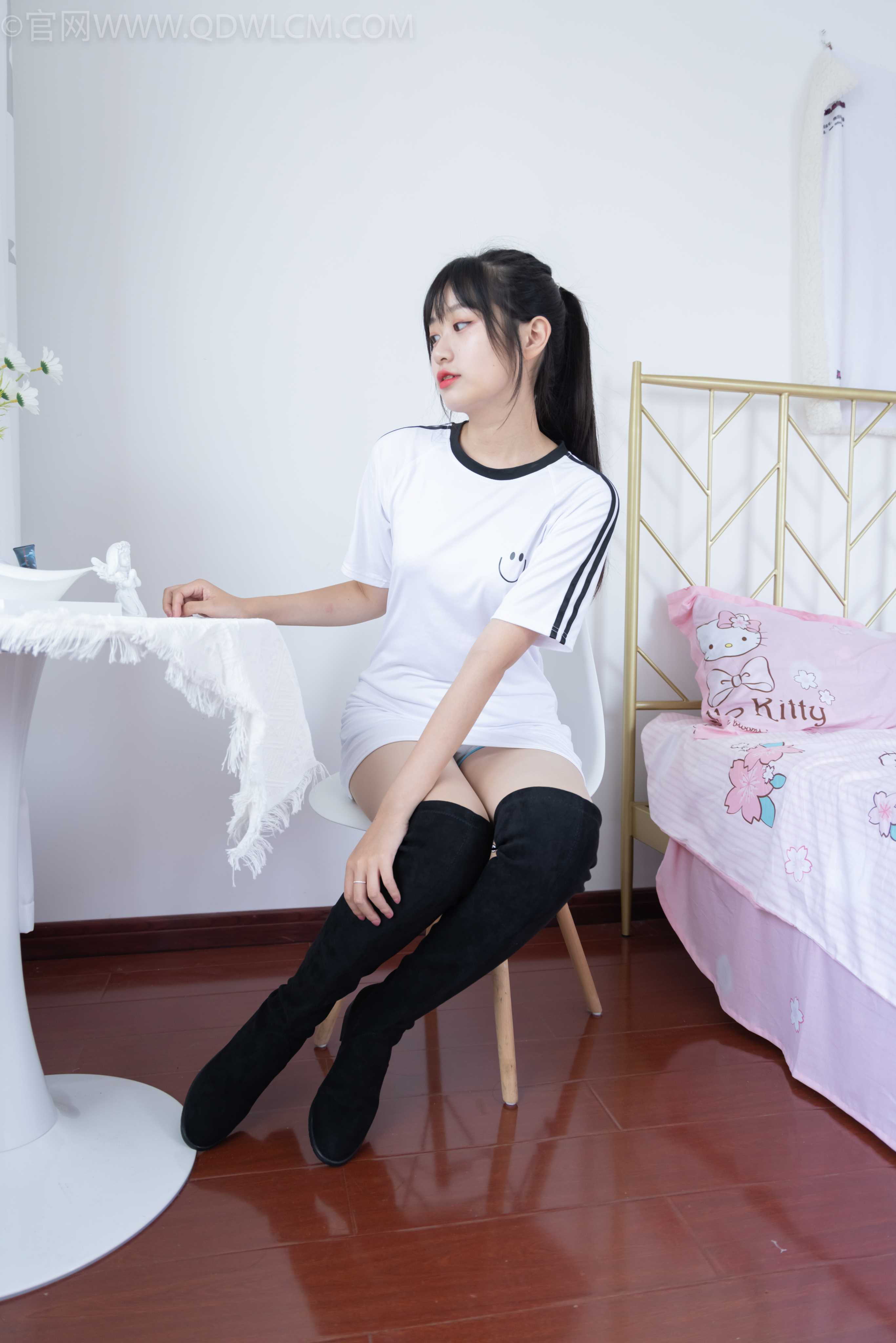 物恋传媒 NO.954期 小敏-花的色彩 [150P+1V／4.15GB]