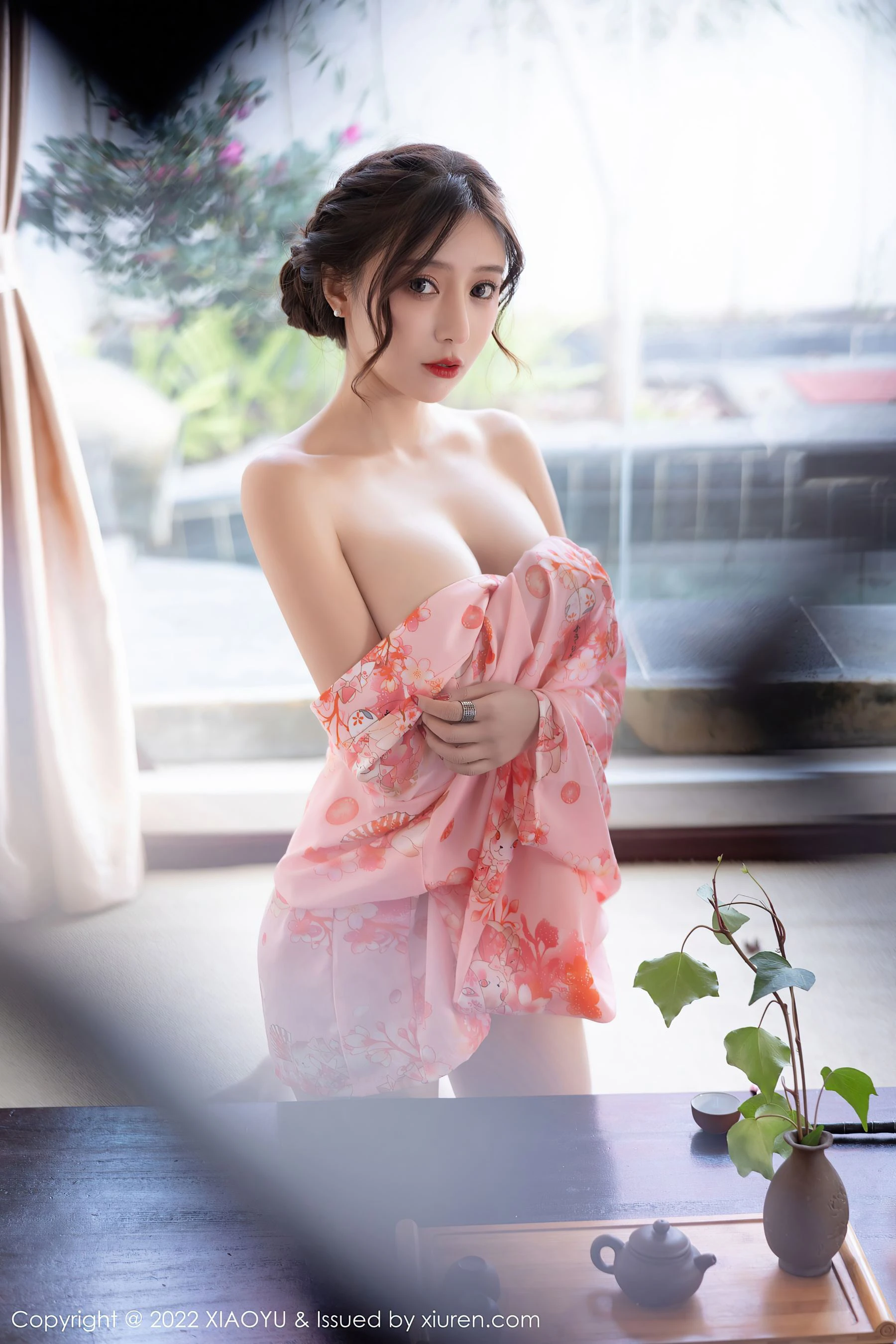 语画界 VOL.754 王馨瑶yanni 云南旅拍蕾丝写真