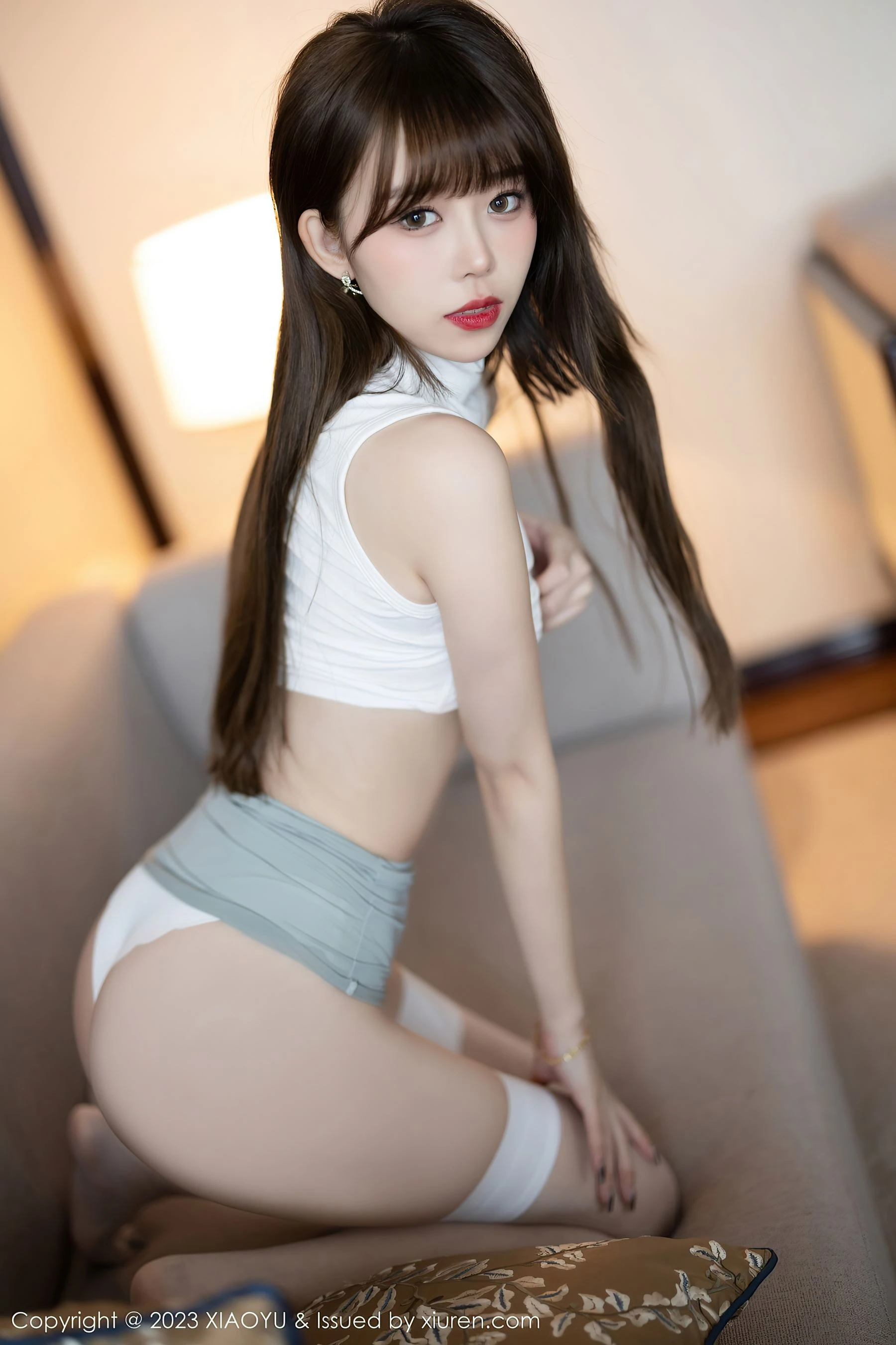 语画界 VOL.949 奶瓶