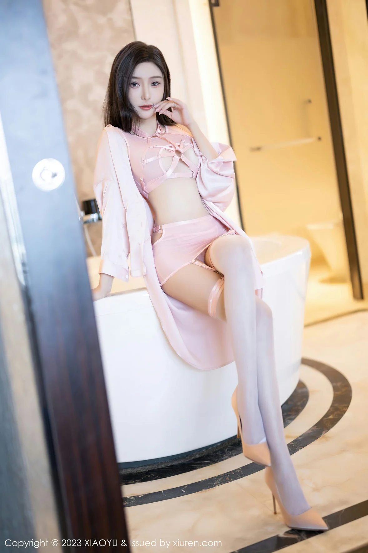 XIAOYU 语画界 Vol.1040 王馨瑶yanni 粉色情趣服饰性感写真 [86P]
