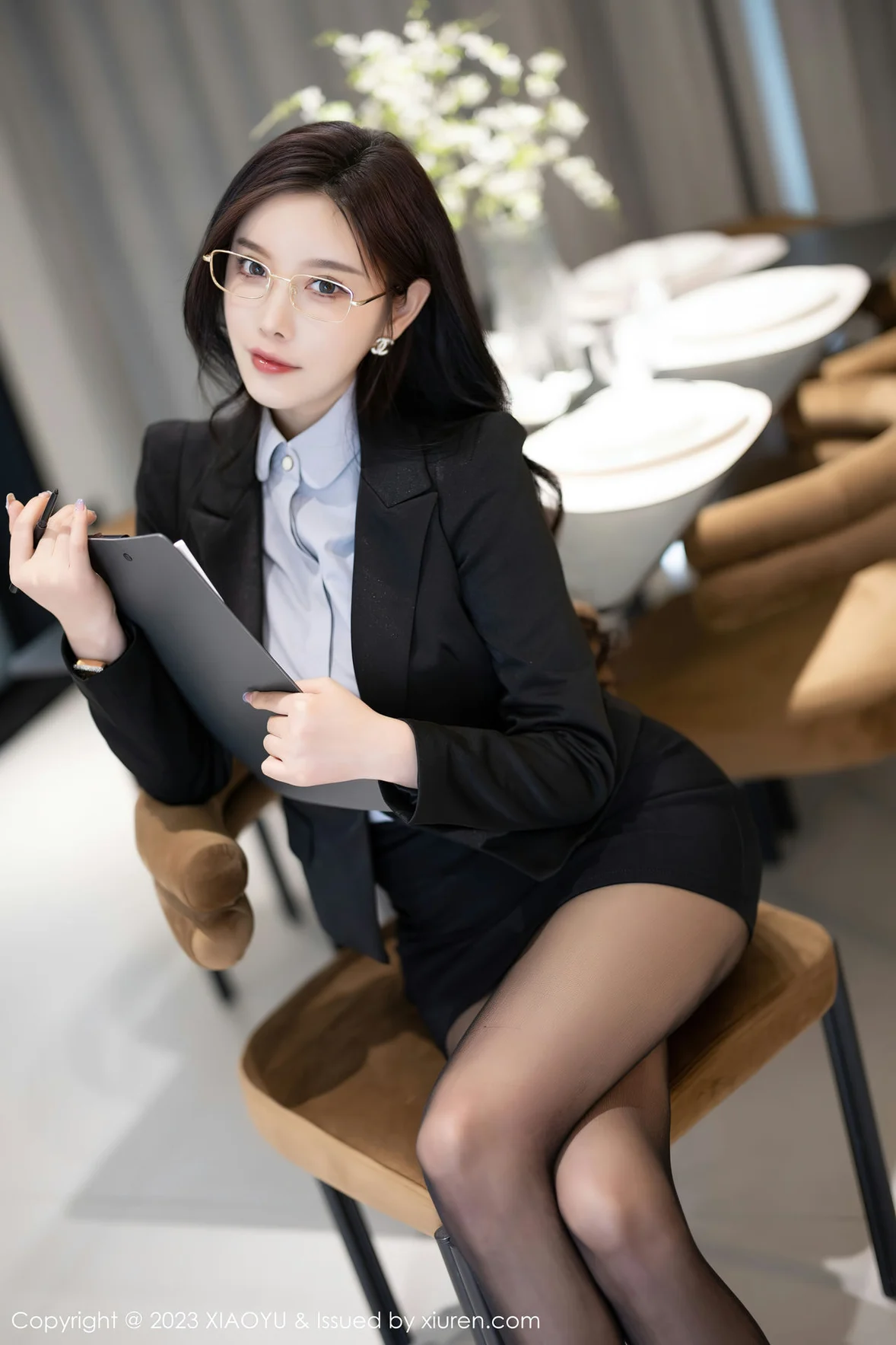 XIAOYU 语画界 Vol.1041 杨晨晨Yome 黑色职业装贵州旅拍写真 [101P]