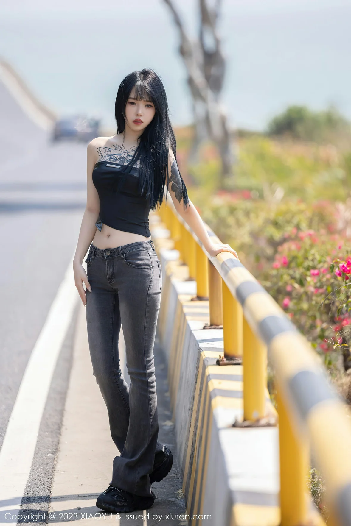 XIAOYU 语画界 Vol.1047 奶瓶. 性感蛋黄色性感写真 [99P]