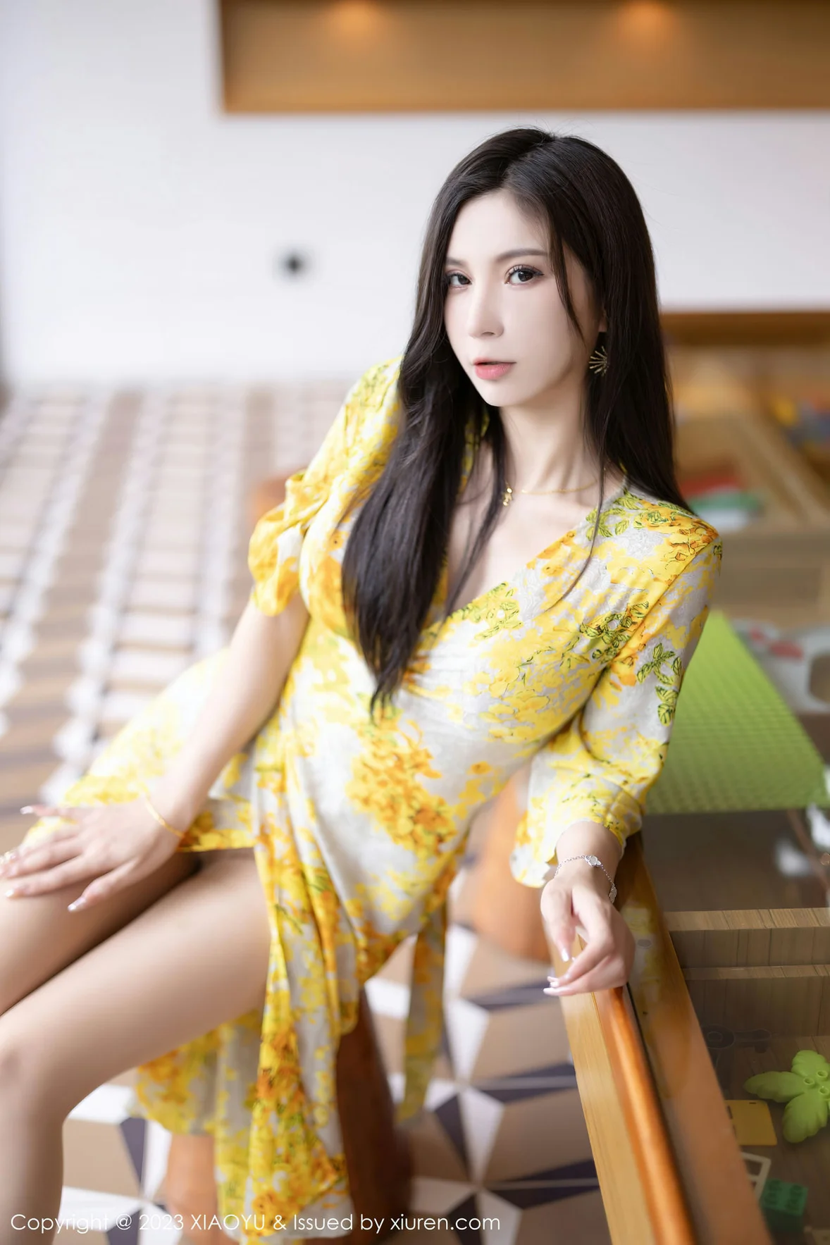 XIAOYU 语画 Vol.1066 小蛮妖Yummy 诱人原色丝袜贵州旅拍写真 [88P]