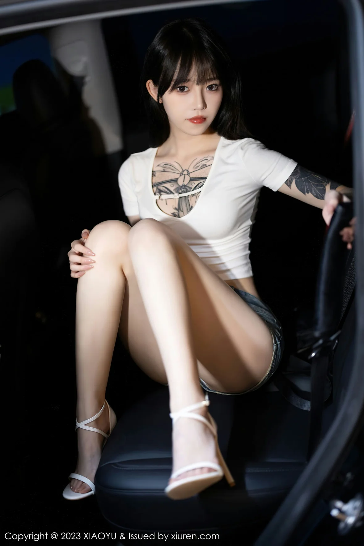 XIAOYU 语画 Vol.1096 奶瓶 超短牛仔性感写真 [91P]