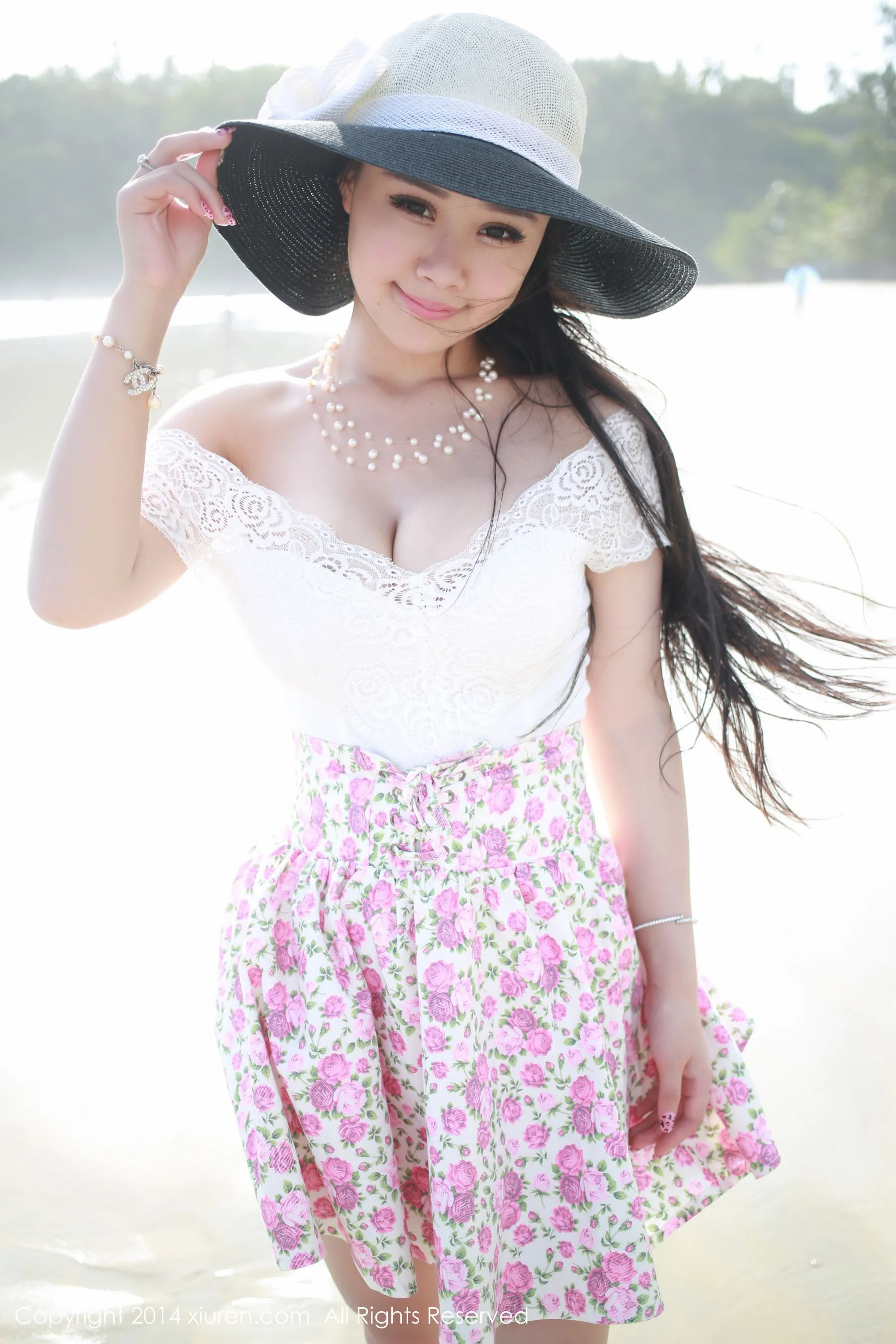Barbie可儿《泰国旅拍第一辑》 秀人网 No.182