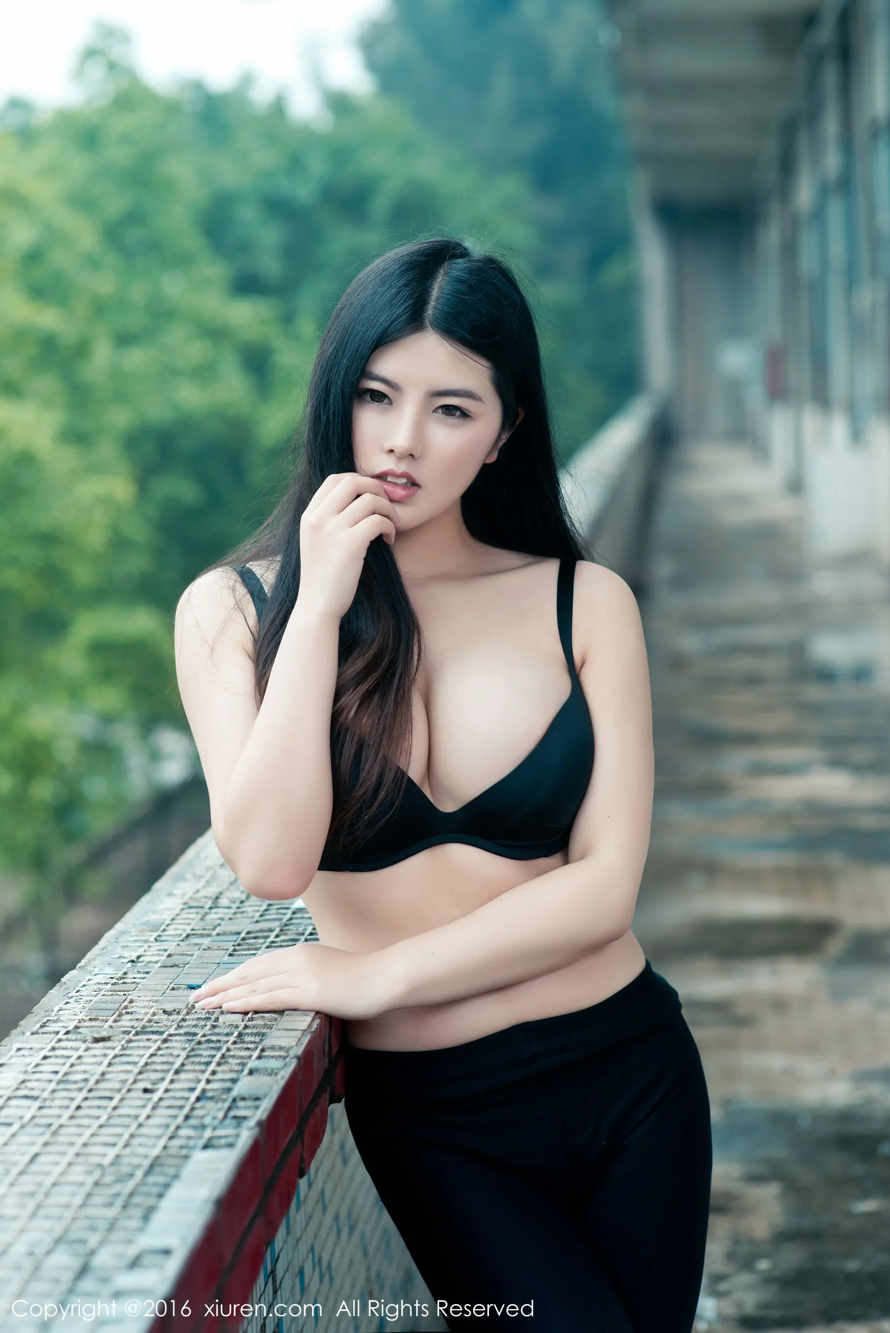 娜露Selena《日系清新巨乳小美女》 秀人网 No.518
