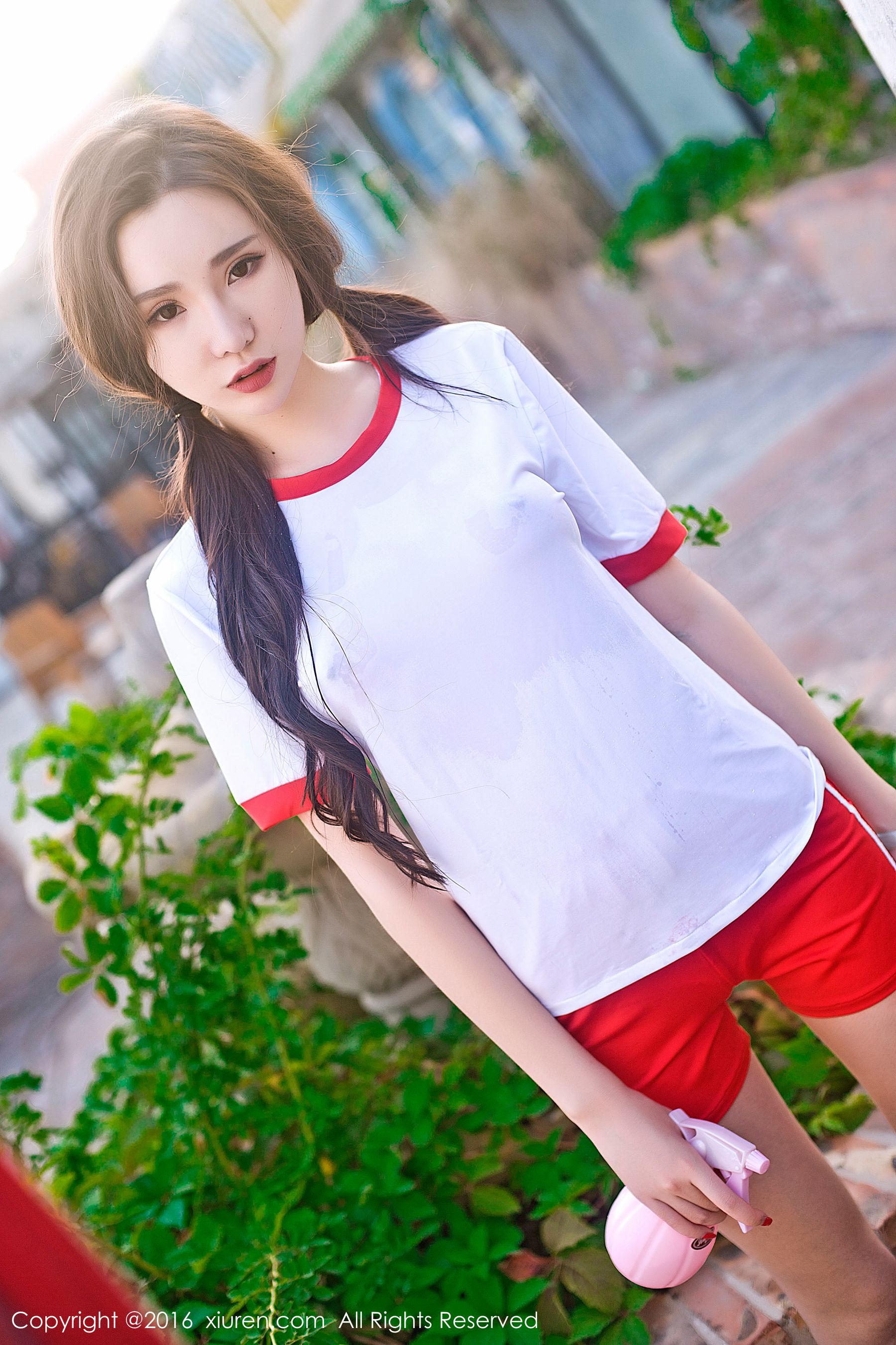 萌琪琪Irene《如同妖孽般的美女》 秀人网 No.669