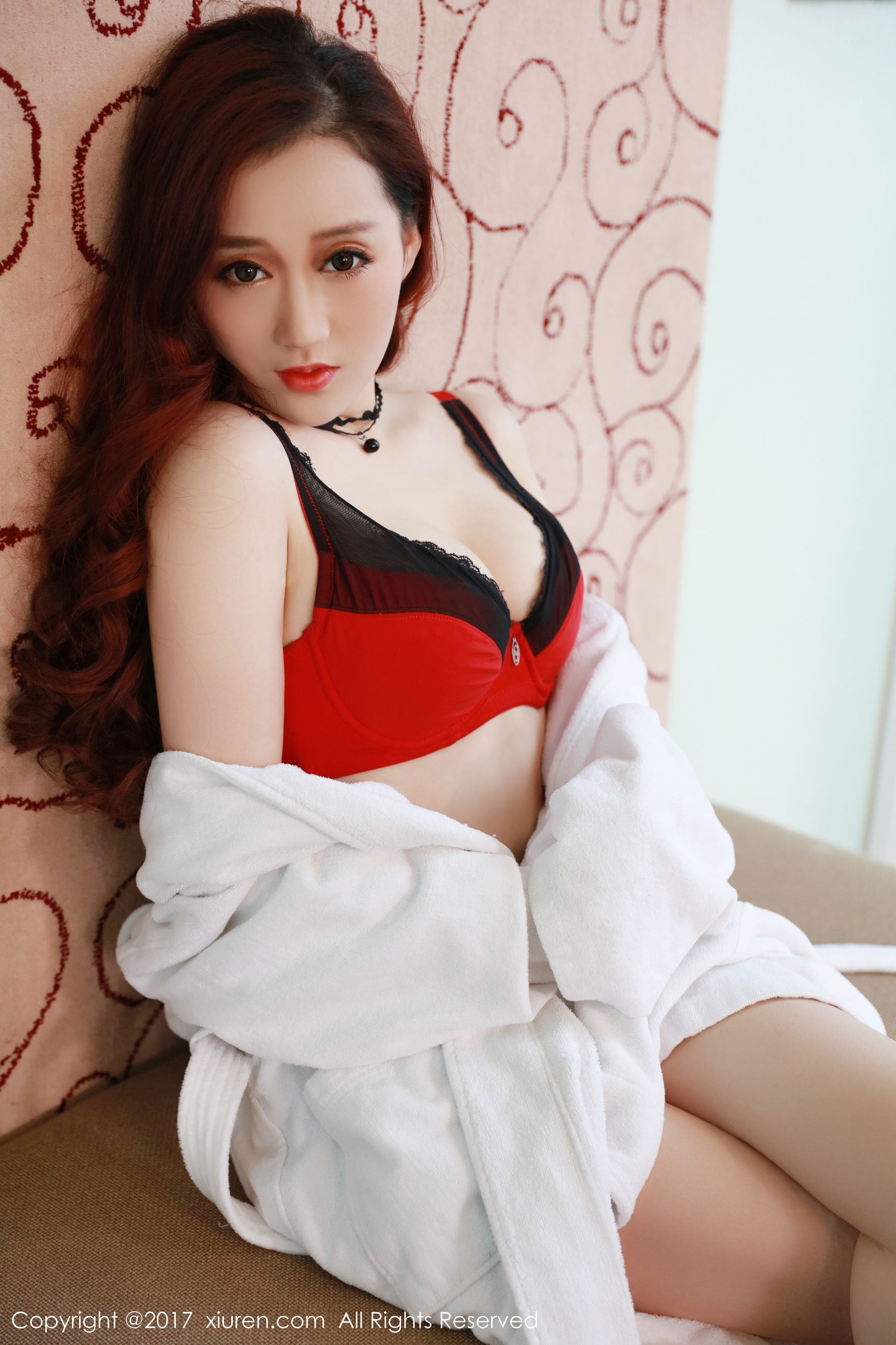 叶梦轩《性感蕾丝、野性豹纹》 秀人网XIUREN No.681