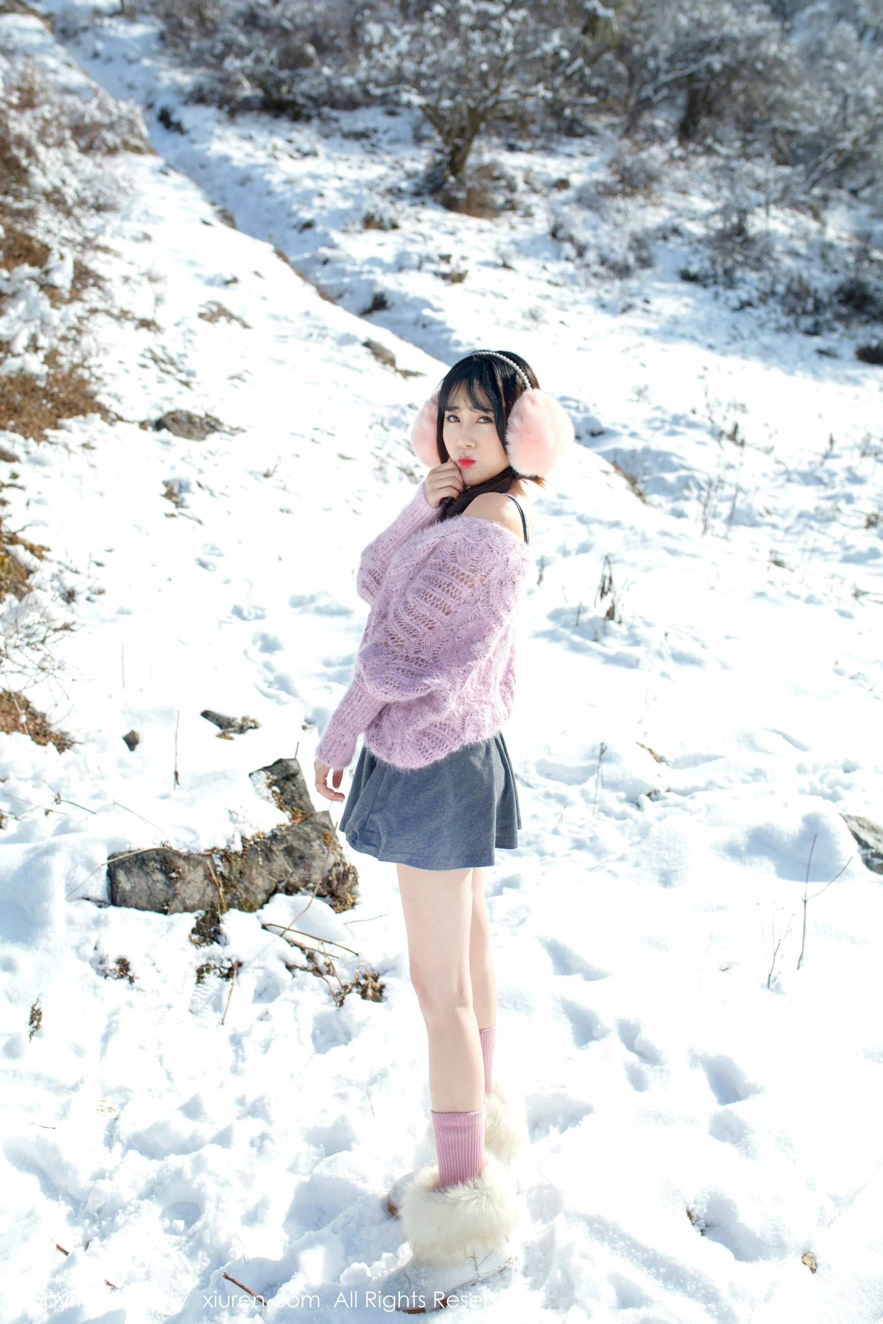 兜豆靓Youlina《冬天雪地人体摄影》 秀人网XIUREN No.720
