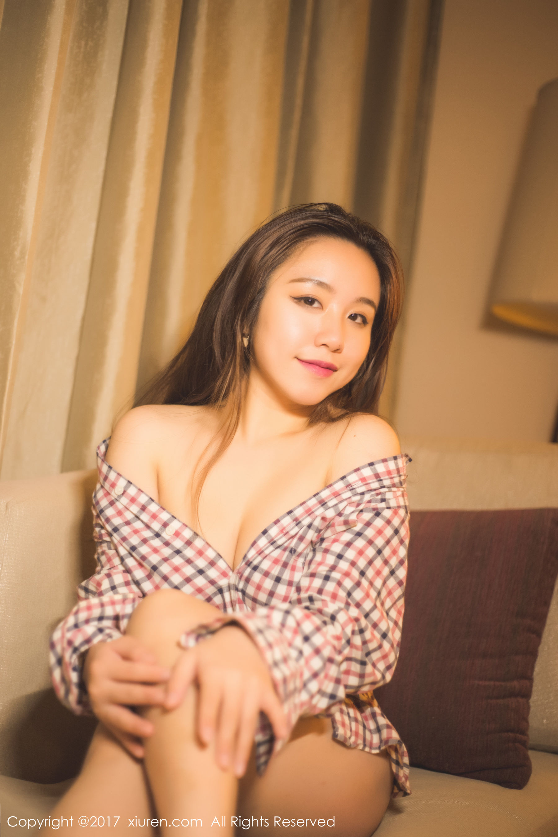 吃白菜的vi菜菜《性感女郎》 XiuRen 秀人网 NO.823