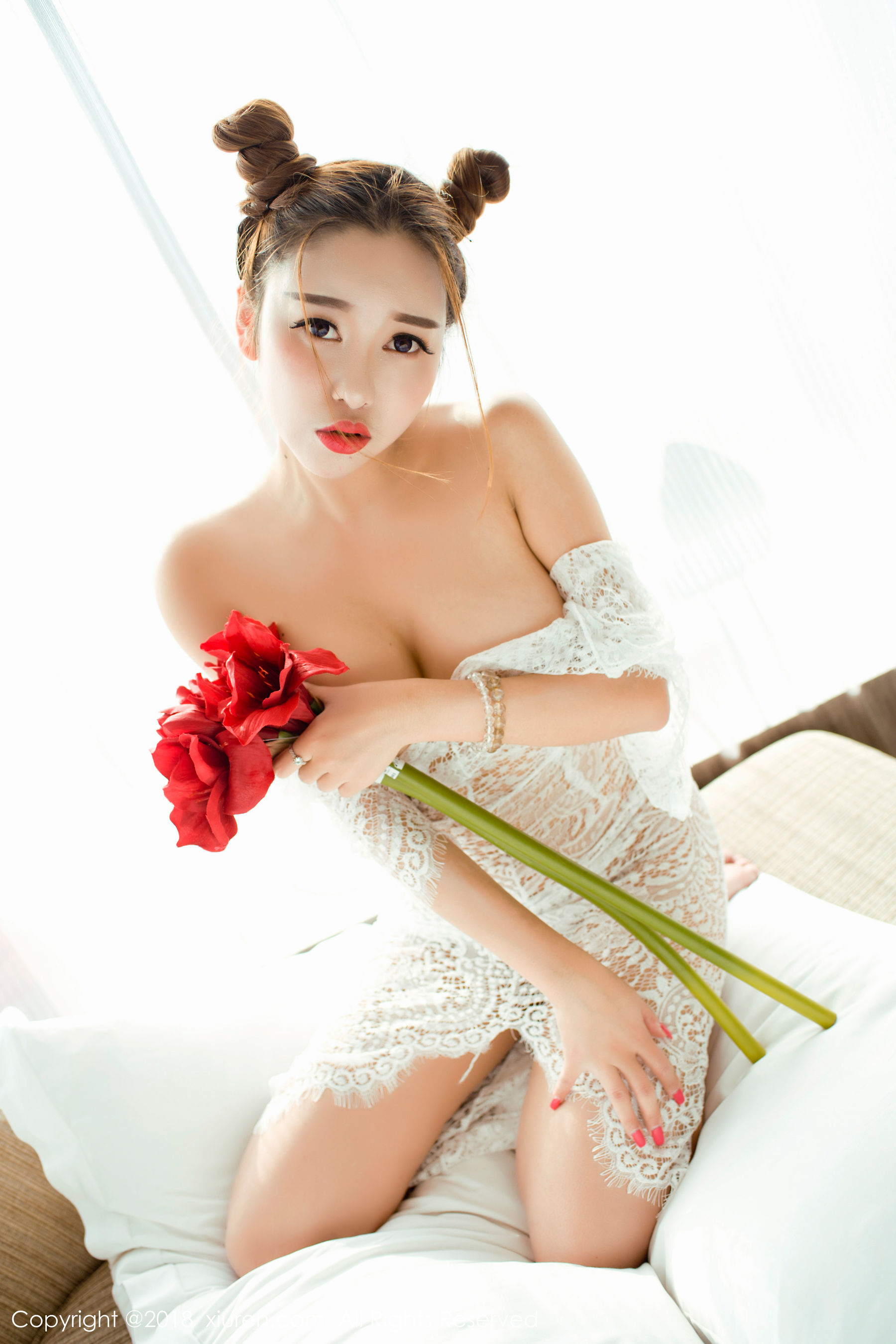 李梓熙《性感E罩杯巨乳美女》 秀人网XIUREN No.985