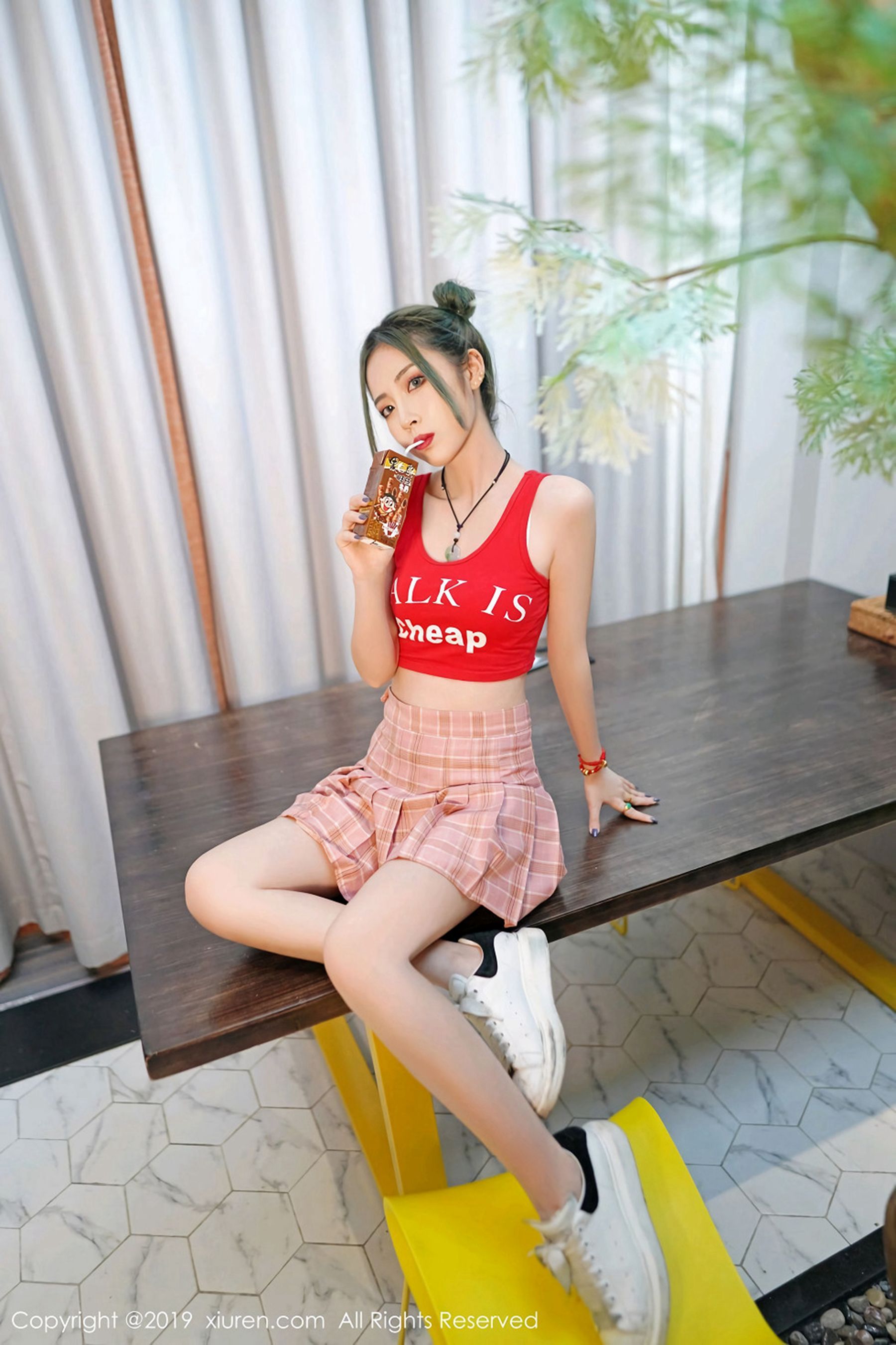 XiuRen 秀人网 No.1550 贾诗晗