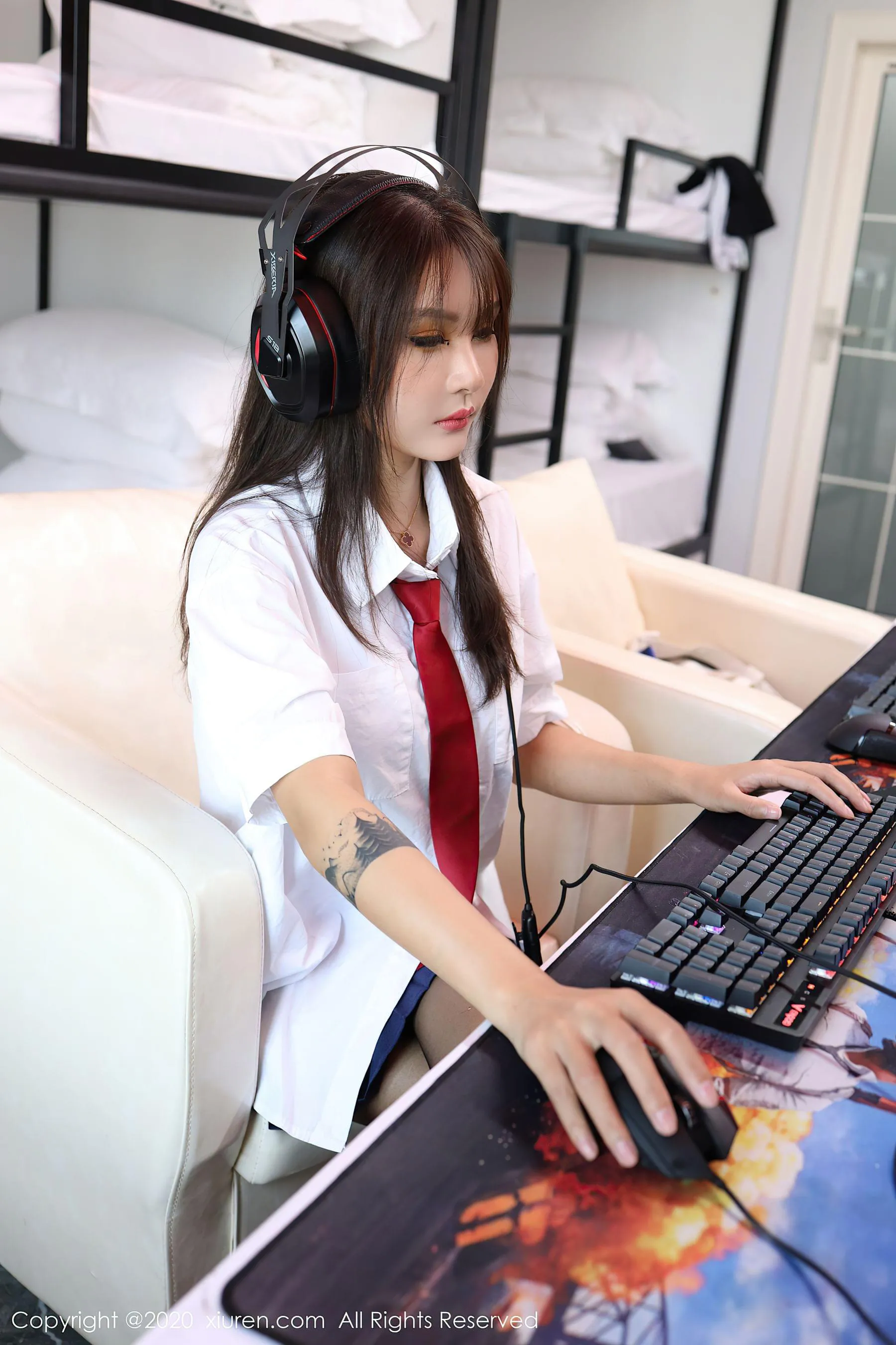 秀人 No.2461 Emily顾奈奈