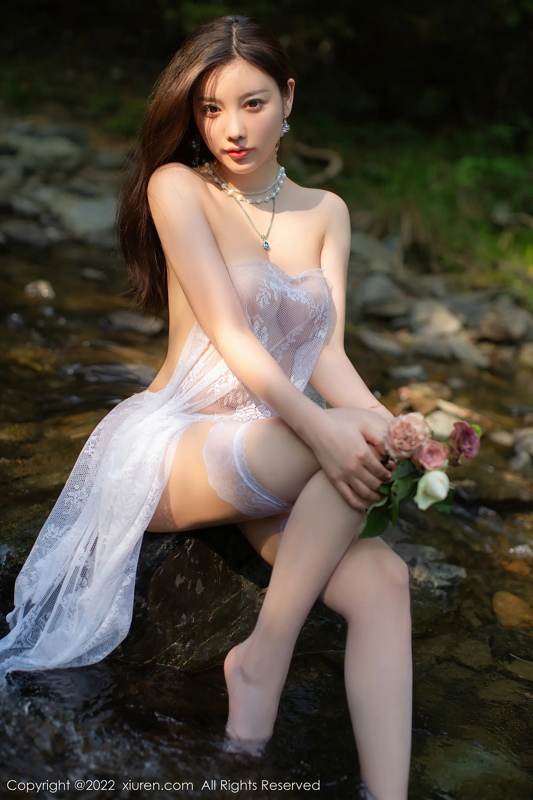 秀人网 No.4564 杨晨晨Yome 礼裙美腿
