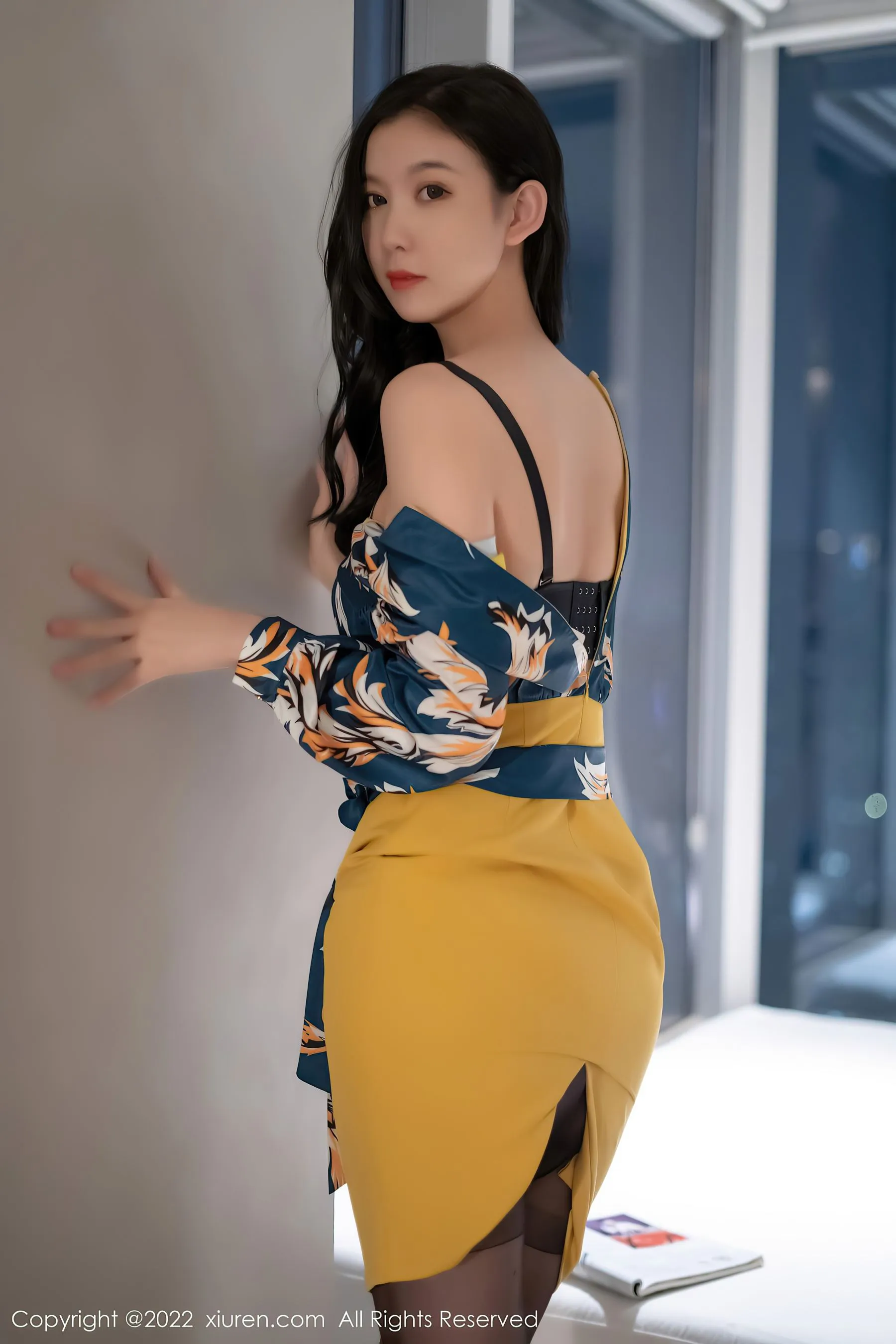 秀人网 No.4880 李雅柔182CM 黑丝美腿