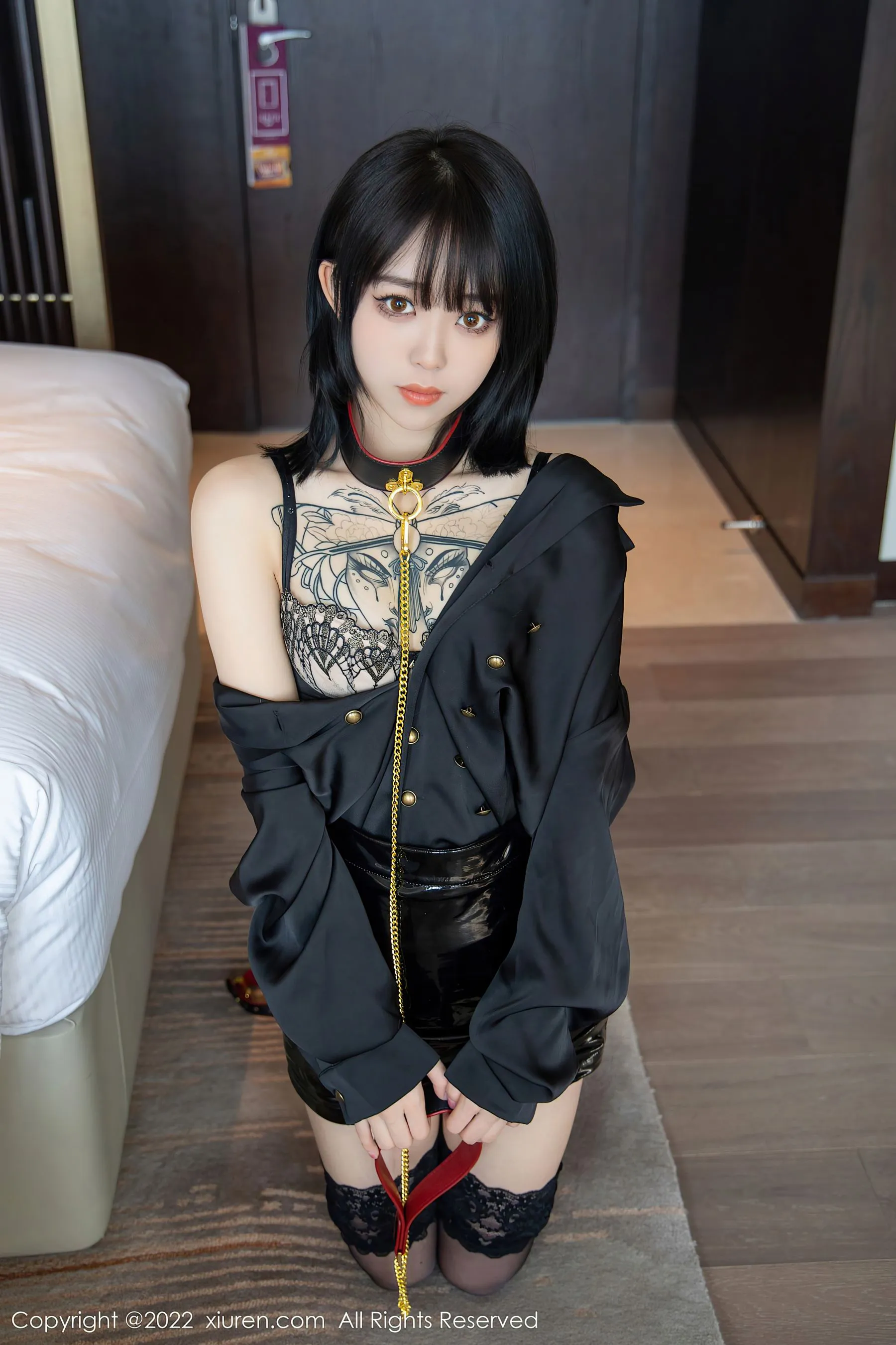 秀人网 No.4927 奶瓶. 黑丝美腿