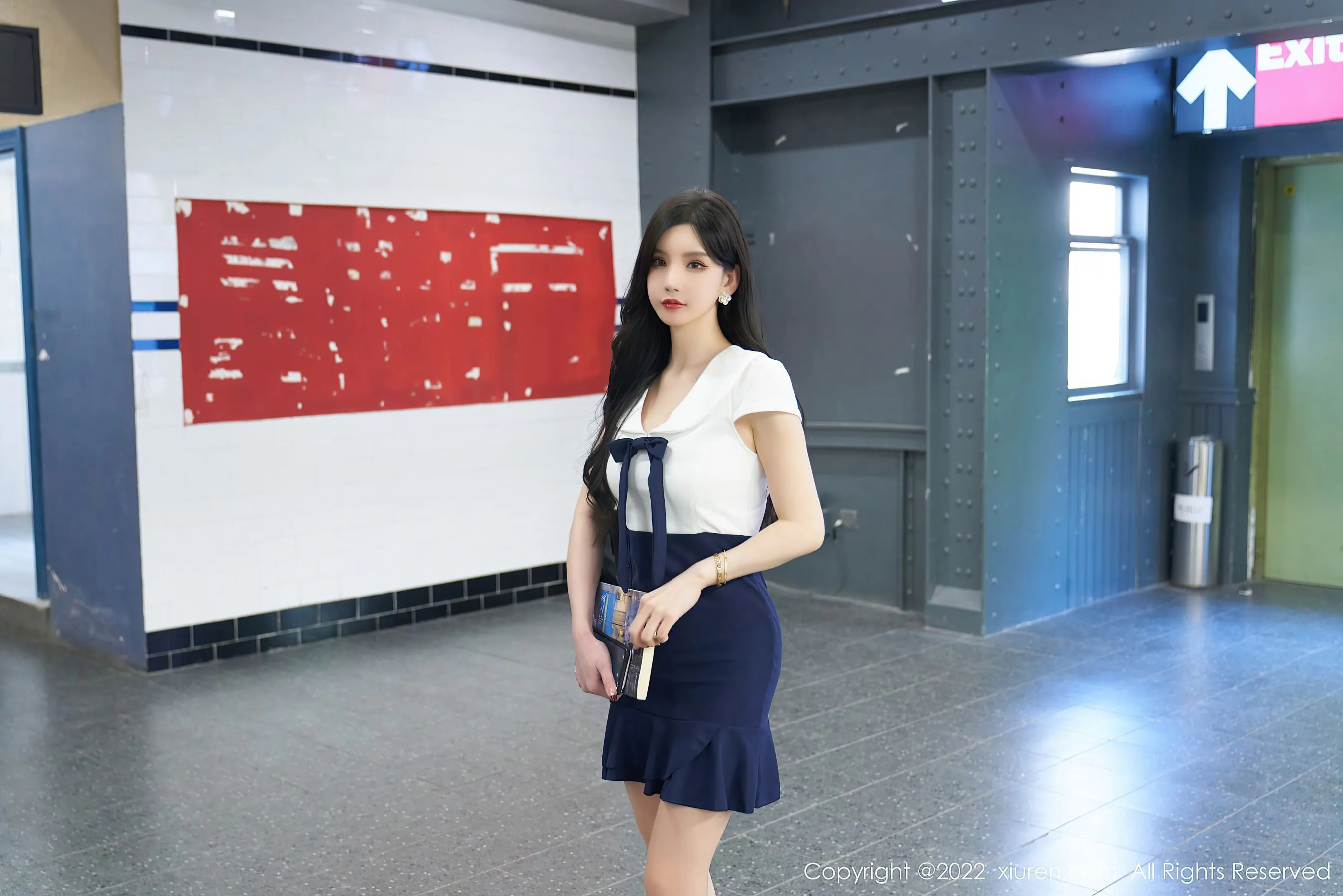 秀人网 No.4979 周于希Sally 短裙美腿