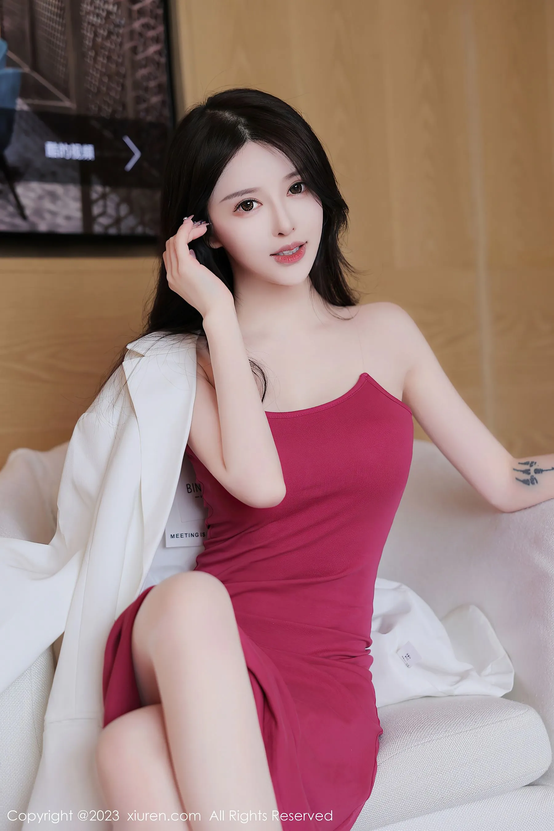 秀人网 No.6778 玉兔miki 吊带裙美腿