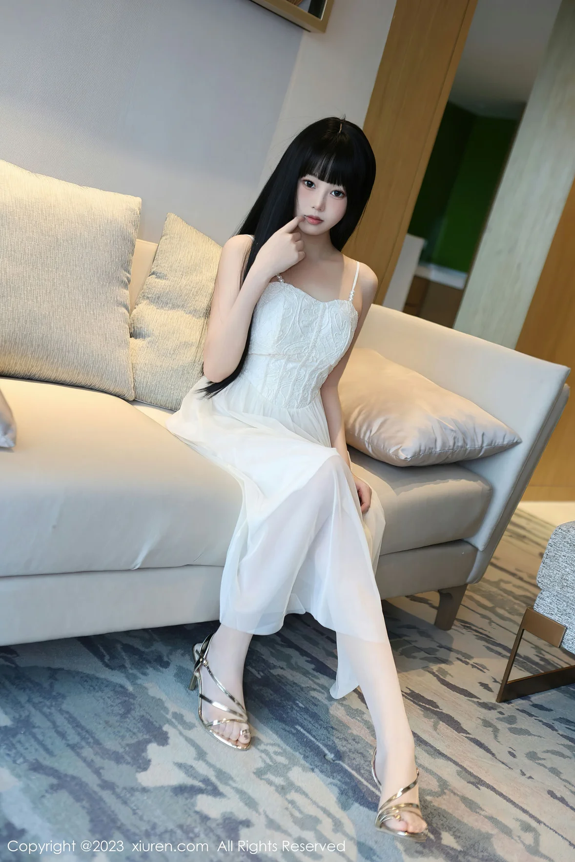 XiuRen 秀人 No.6828 早川京子 连衣长裙性感写真 [80P]
