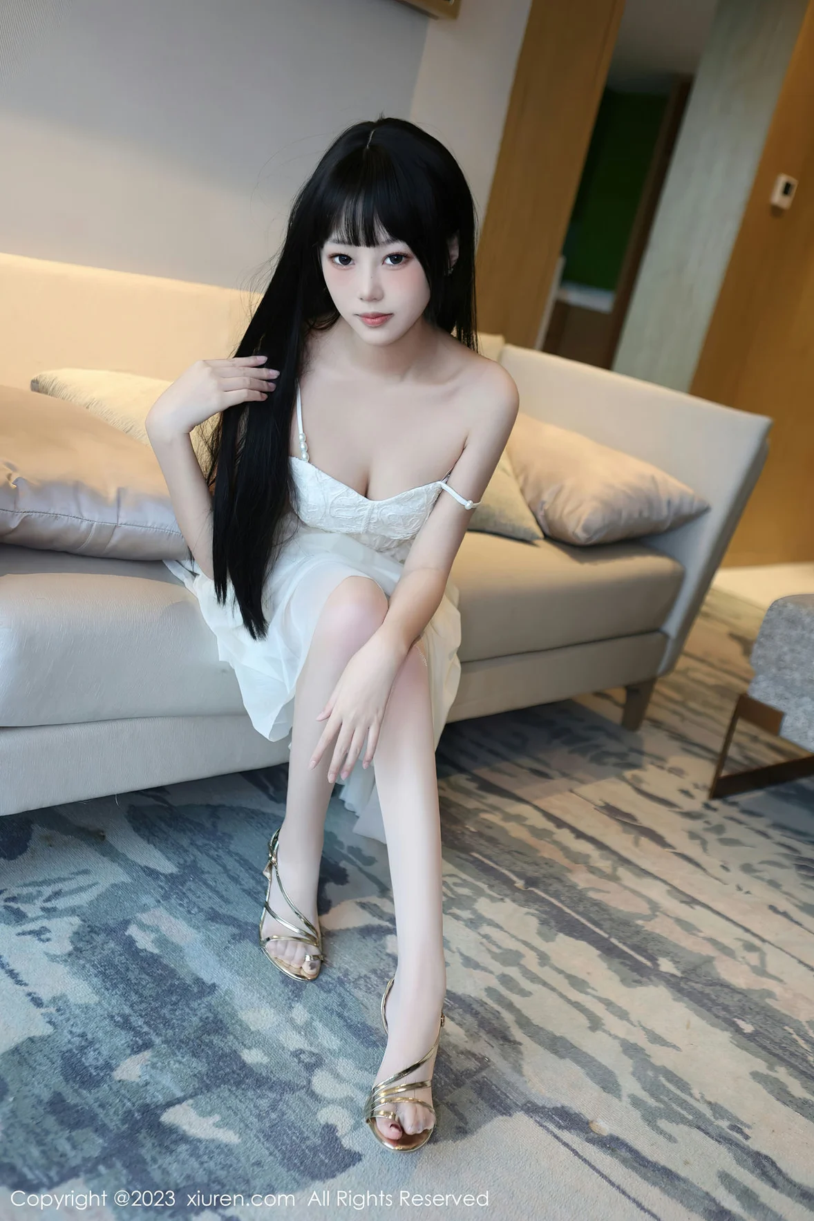 XiuRen 秀人 No.6828 早川京子 连衣长裙性感写真 [80P]