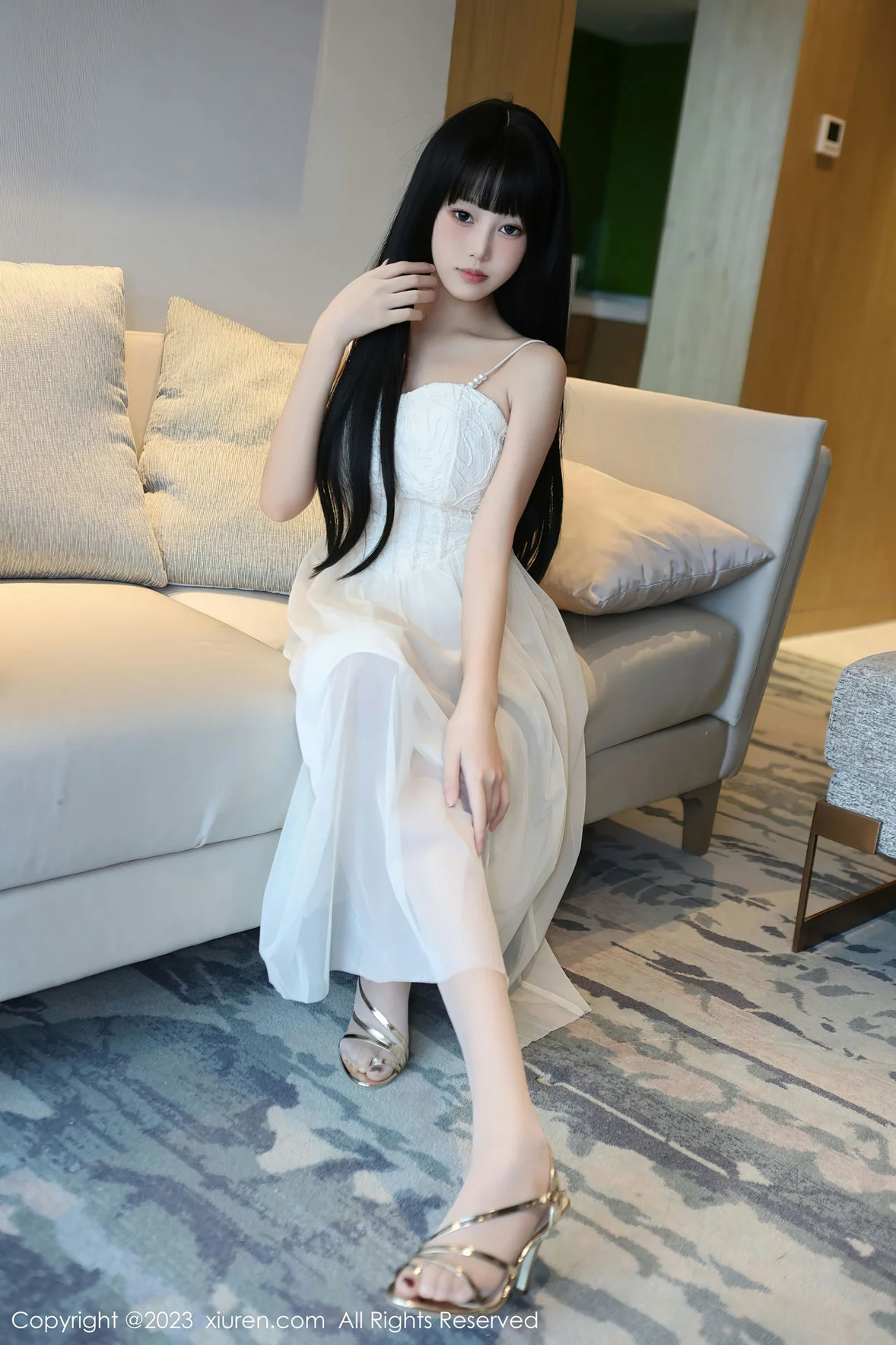 XiuRen 秀人 No.6828 早川京子 连衣长裙性感写真 [80P]