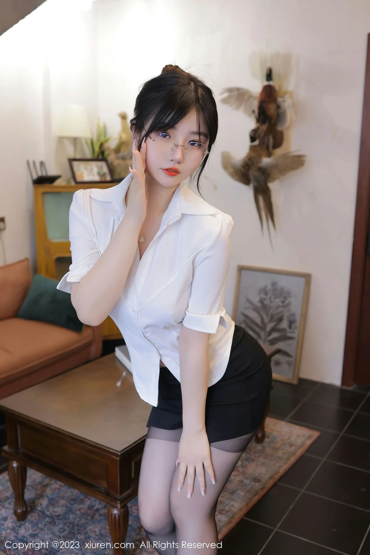 XiuRen 秀人 No.6838 岁小岁 黑色短裙性感写真 [58P]