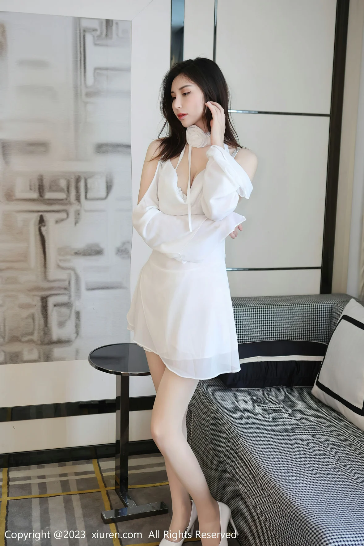 XiuRen 秀人 No.6877 修水管剧情写真王曼柔 性感写真 [71P]